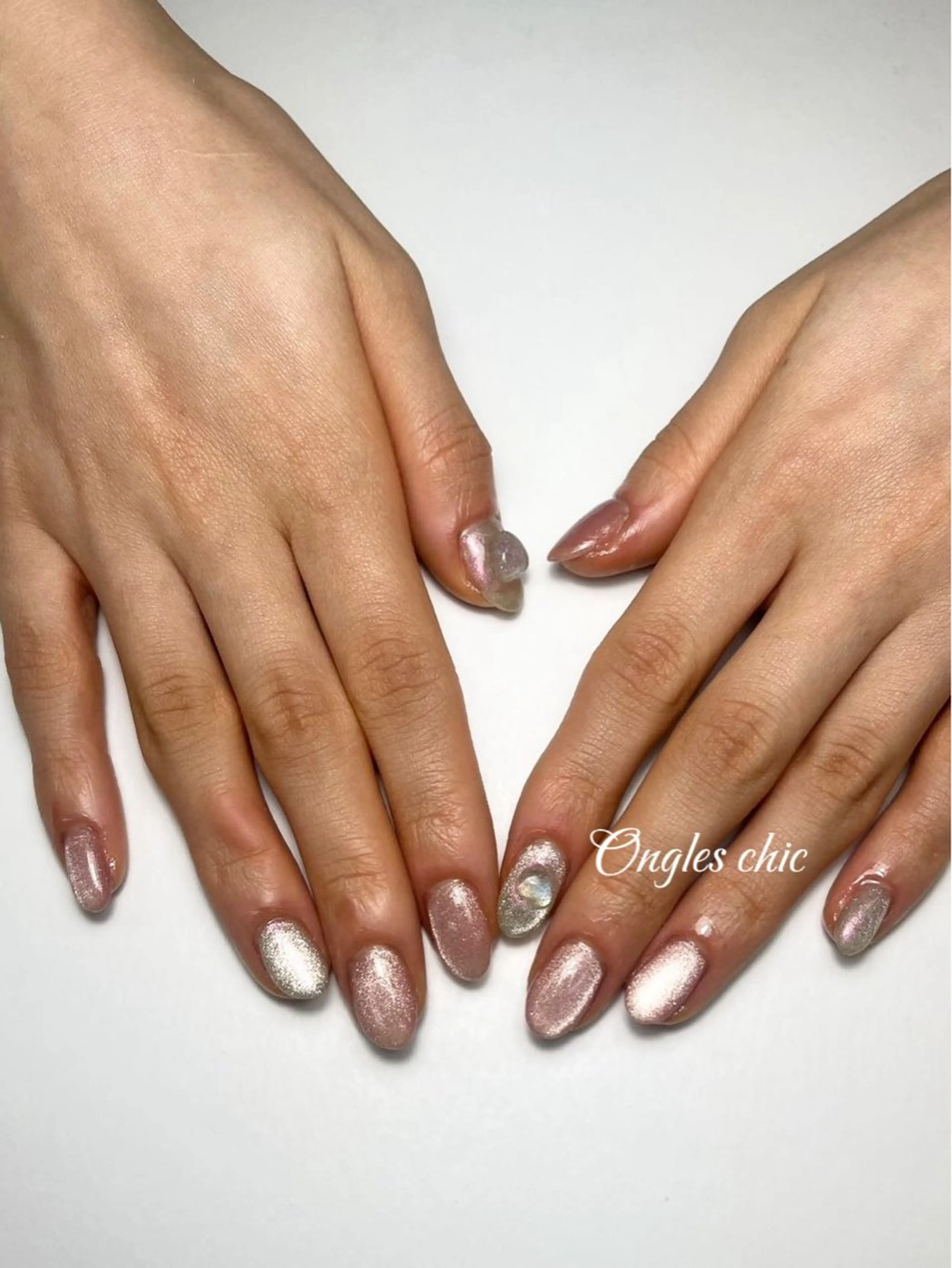 ネイル ハンドネイル ongles chicのネイルデザイン