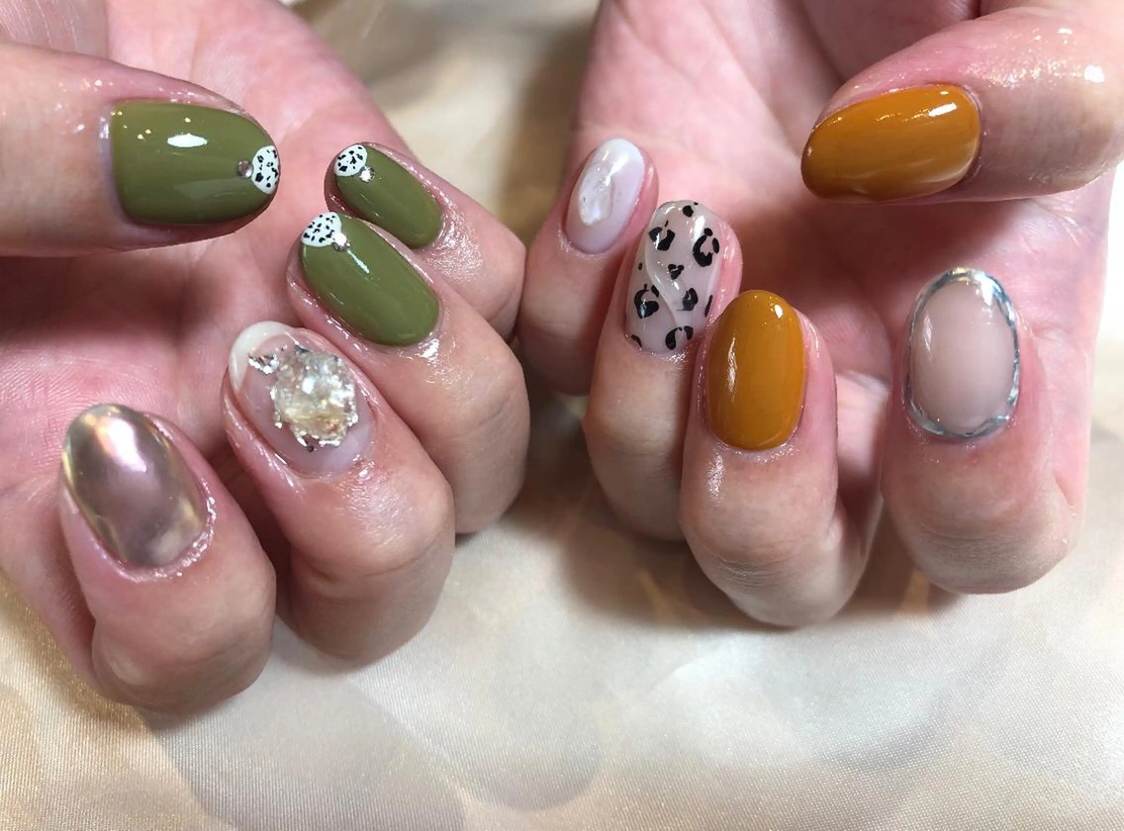 ネイル パラあり！フィルイン 美フォルムのネイルデザイン