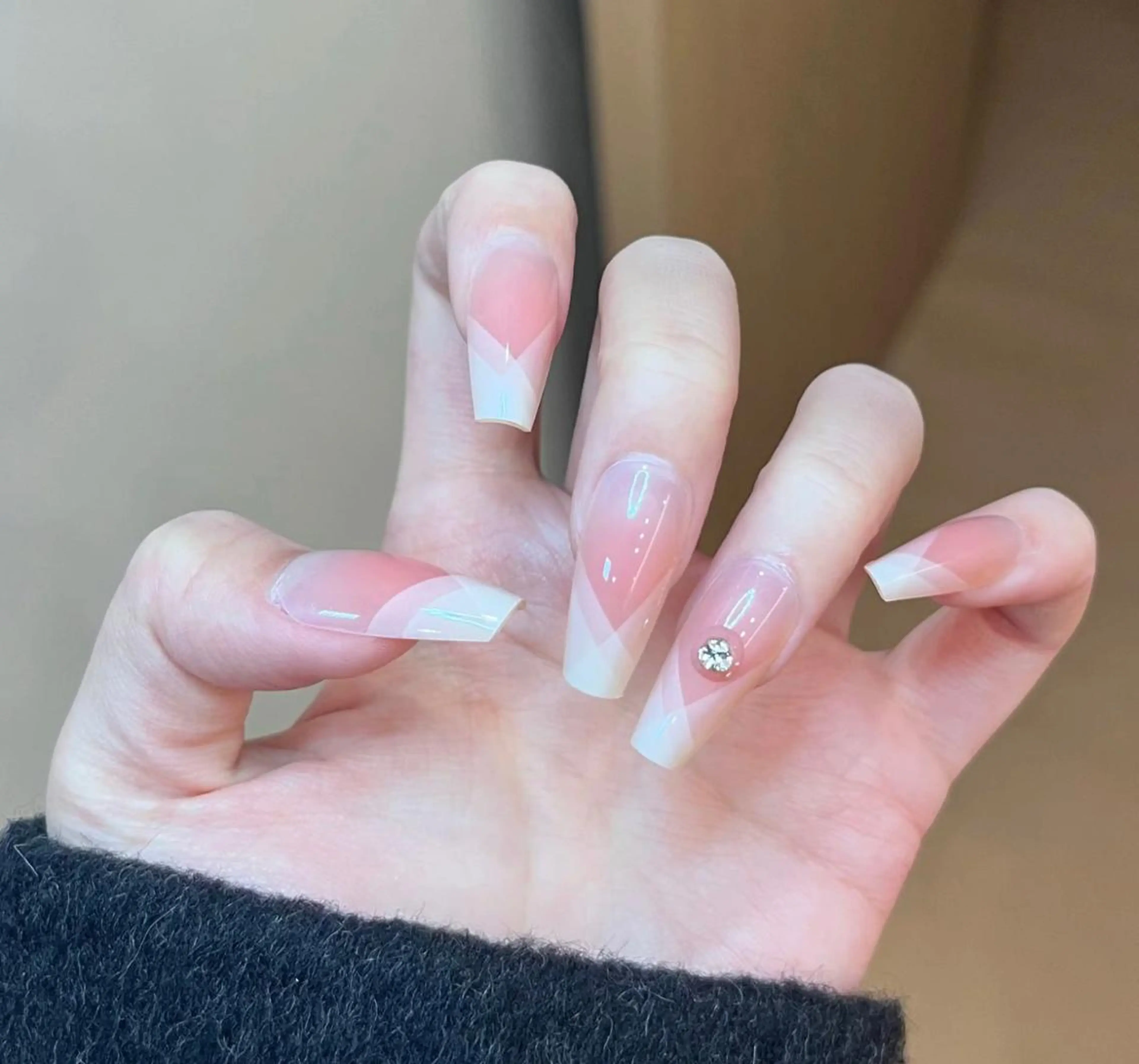 ネイル ハンドネイル 🎀 Ayaka_nailのネイルデザイン
