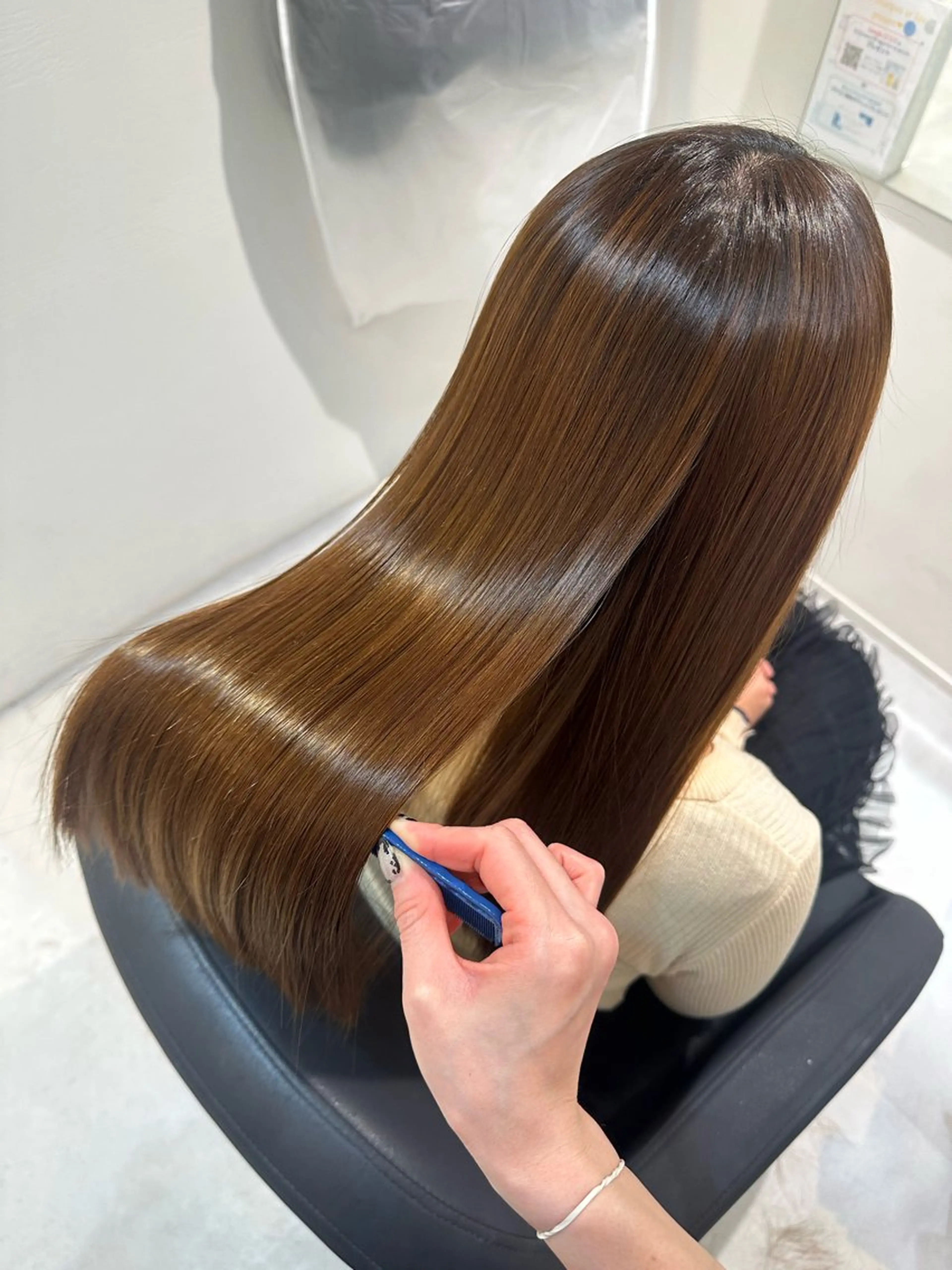セミロング 縮毛矯正 トリートメント Emuest心斎橋 SAKIのヘアスタイル