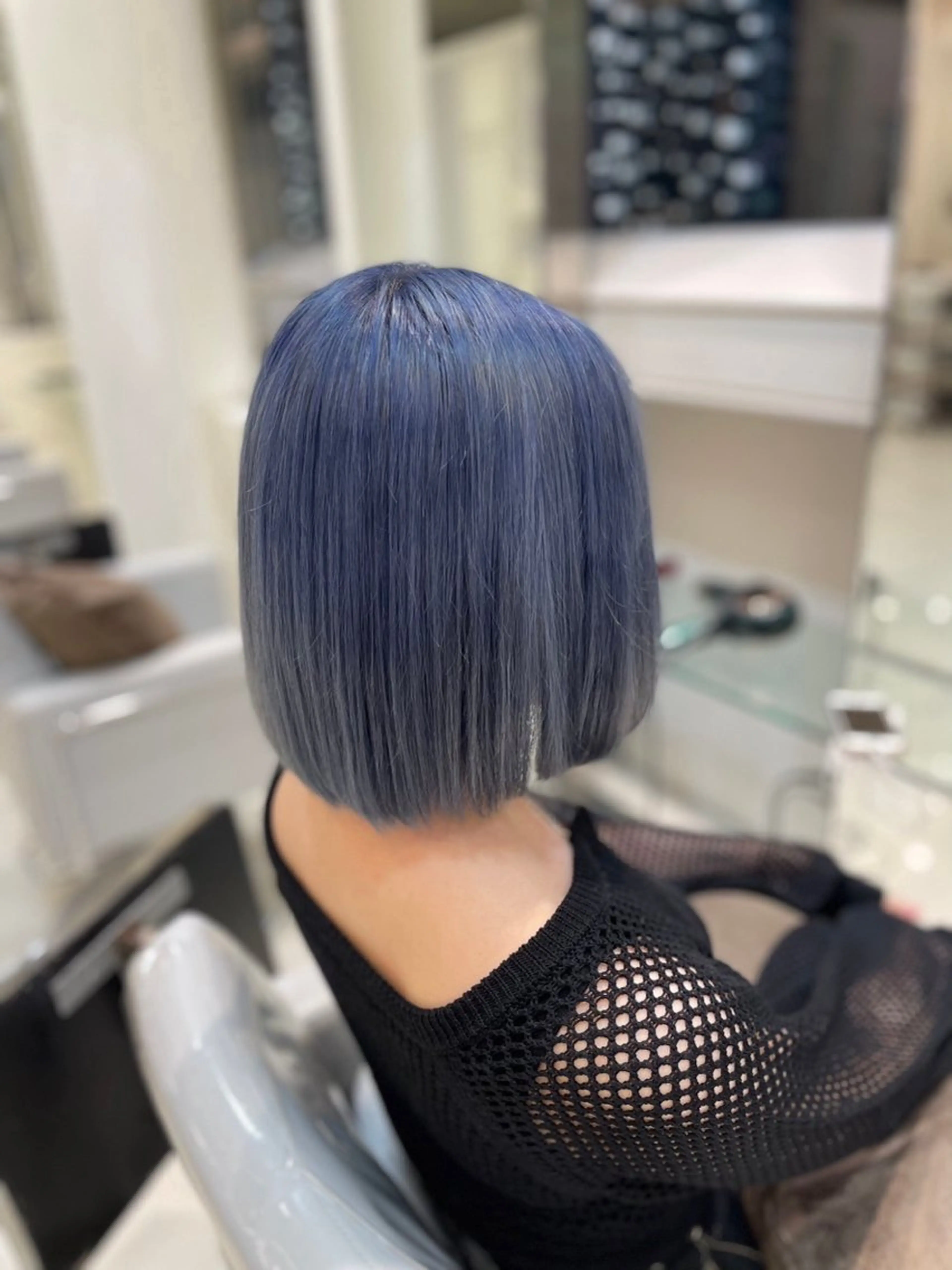 カラー Above /yoshimiのヘアスタイル