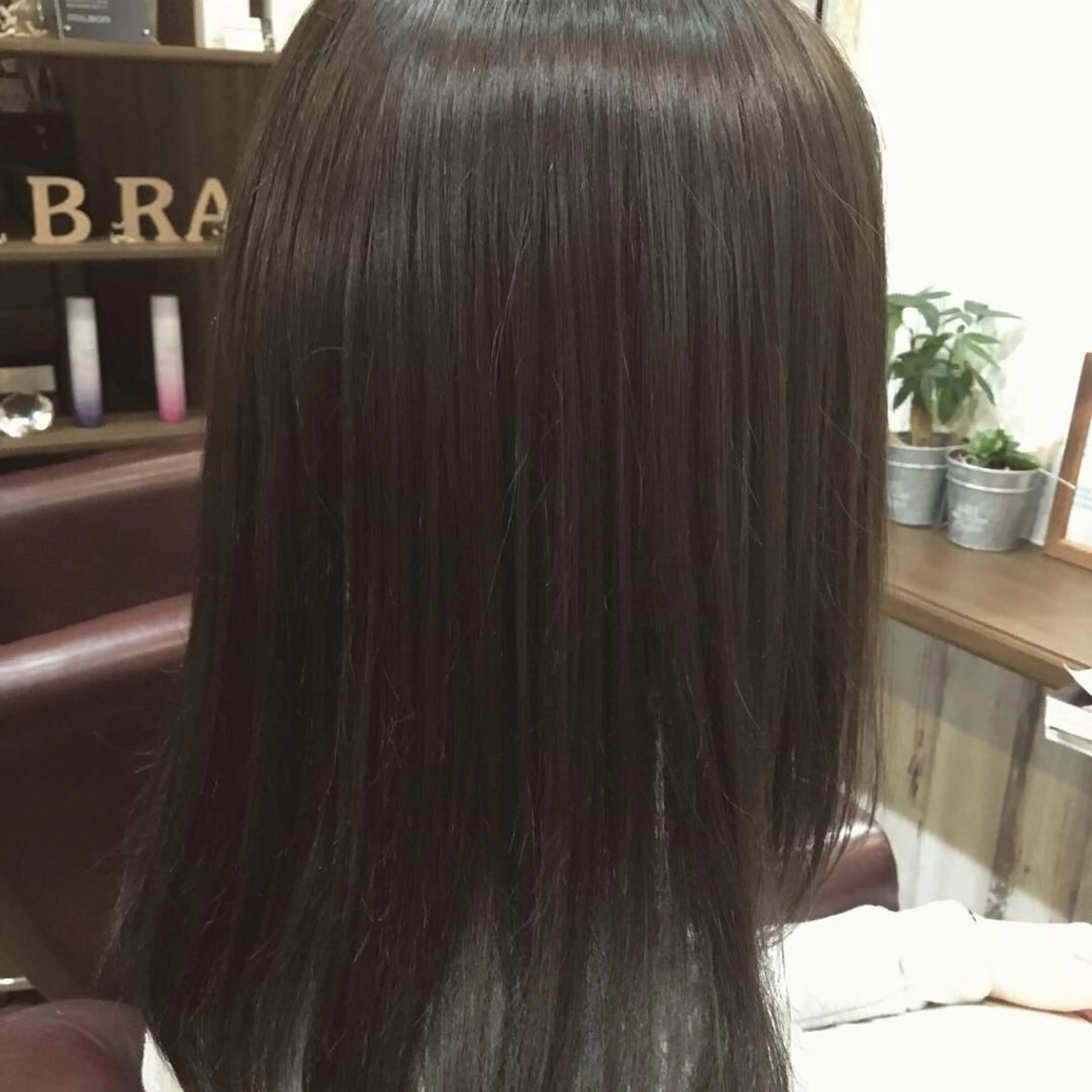 セミロング カラー パーマ 金崎 新吾のヘアスタイル