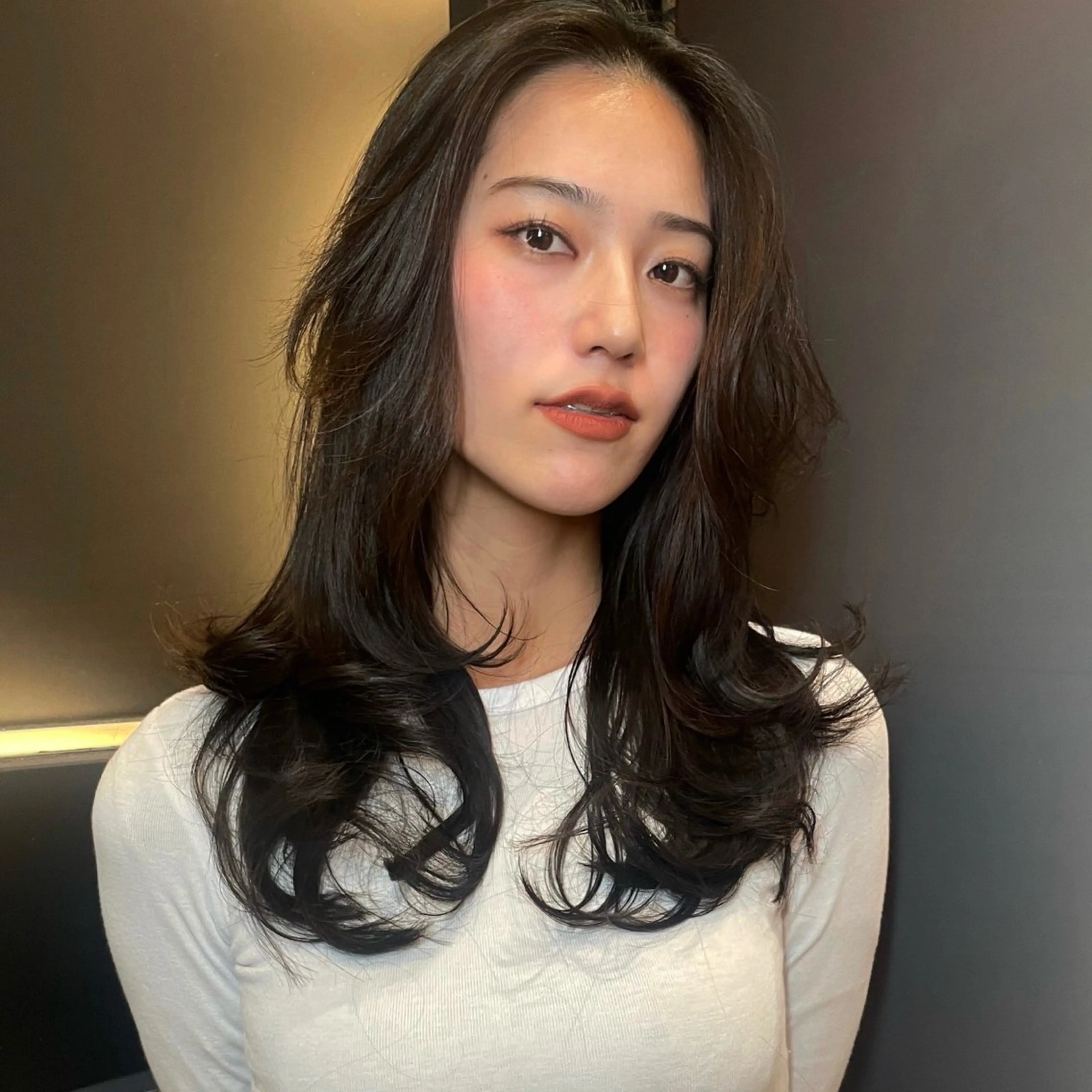 ロング カラー ブラウンカラー ダークブラウン 顔まわりレイヤー レイヤーカット 縮毛矯正 カット ヘアカラー レイヤー /髪質改善/ariのヘアスタイル