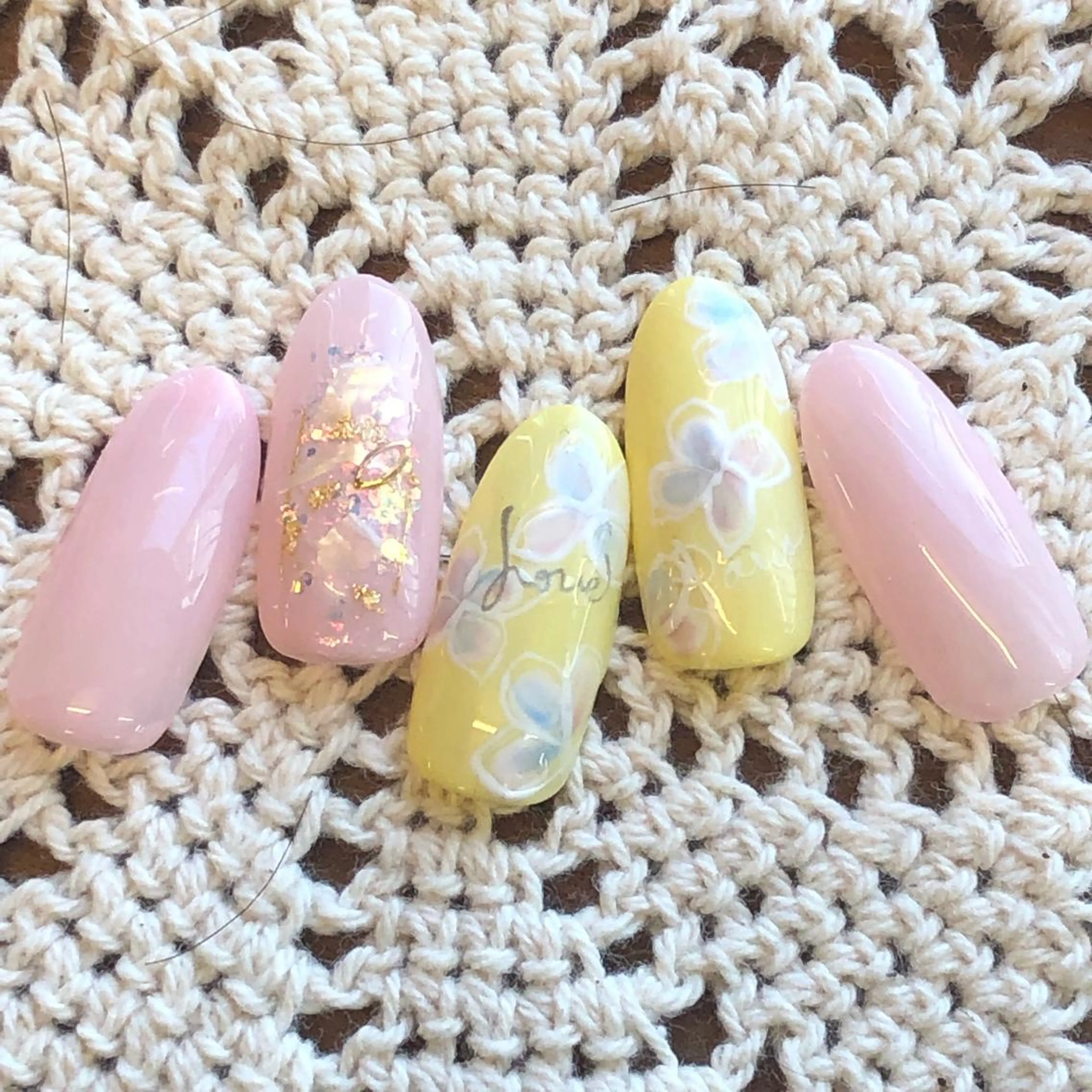 ネイル フラワーネイル nail CORURIのネイルデザイン