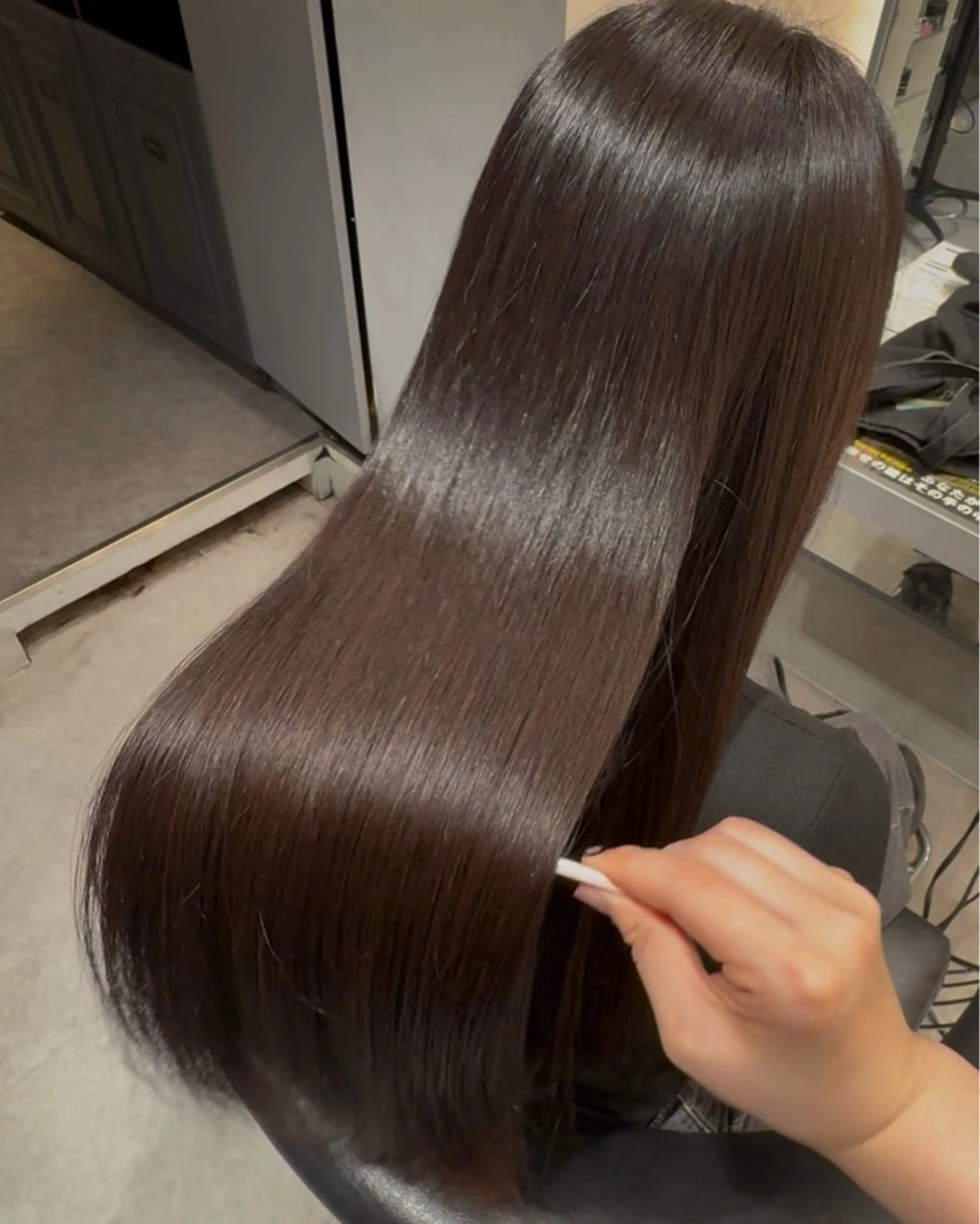 ロング 縮毛矯正 🥣marumo koharu🥣のヘアスタイル