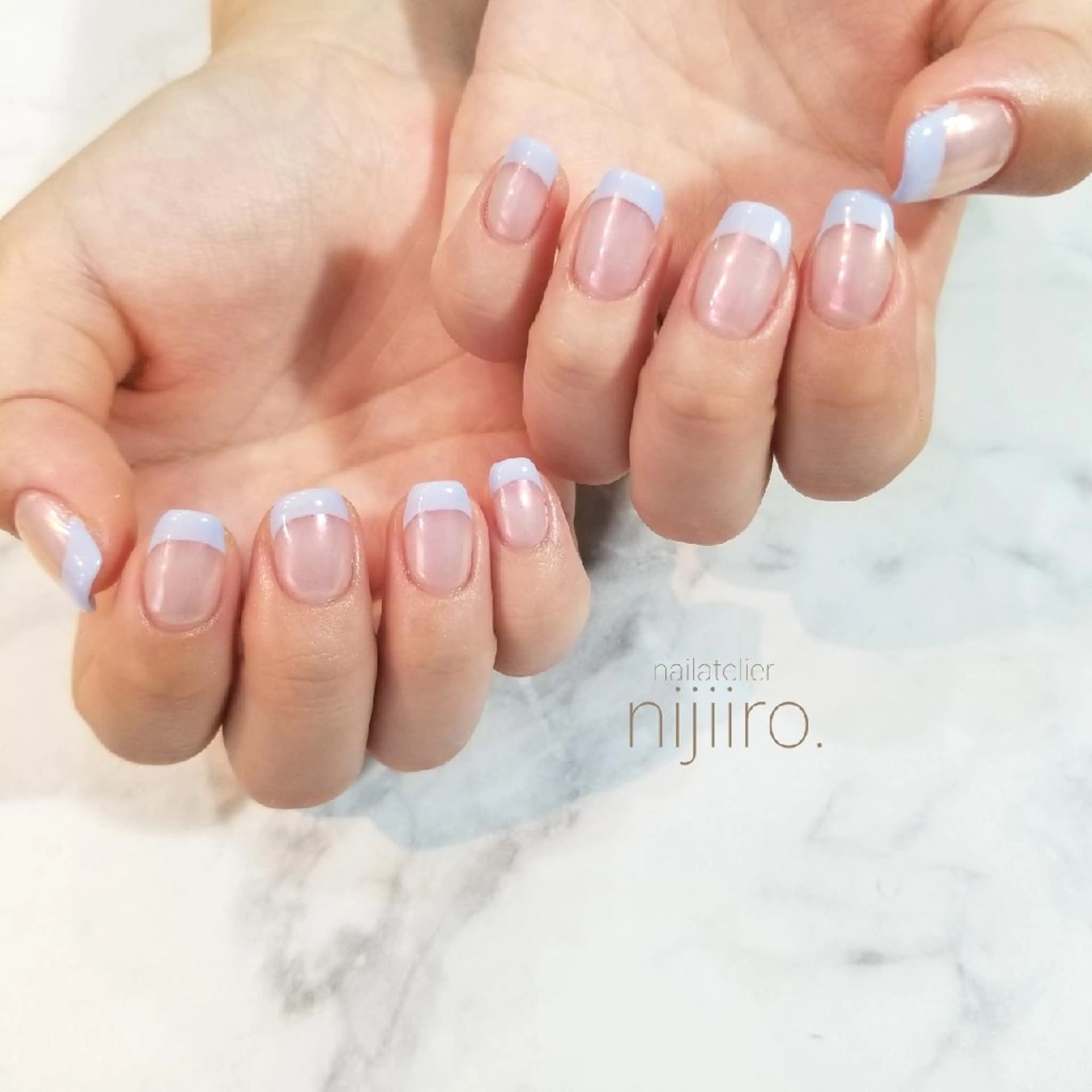 ネイル オーロラネイル フレンチネイル ハンドネイル nijiiro🌈 サトウのネイルデザイン