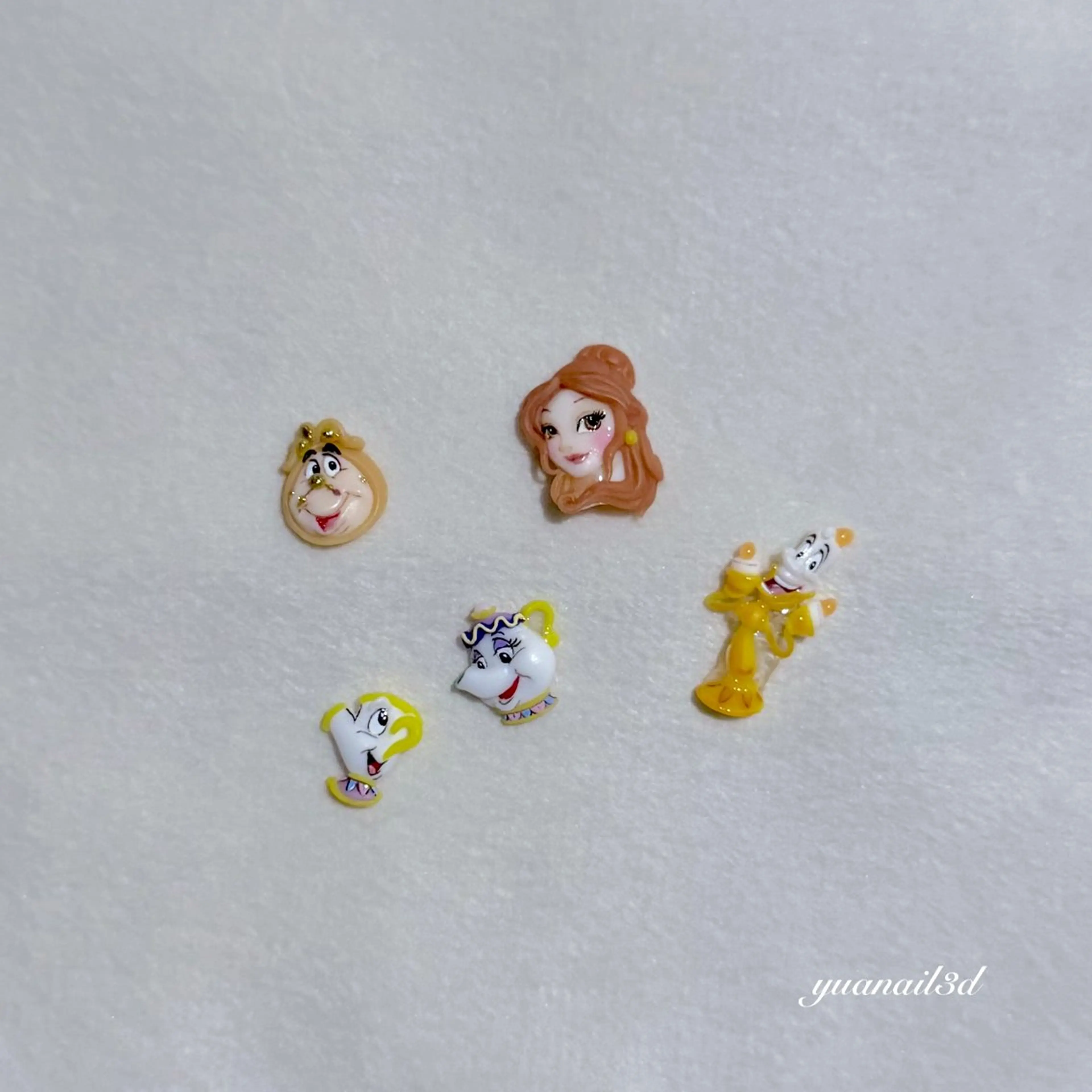 ネイル YÜA NAILのネイルデザイン