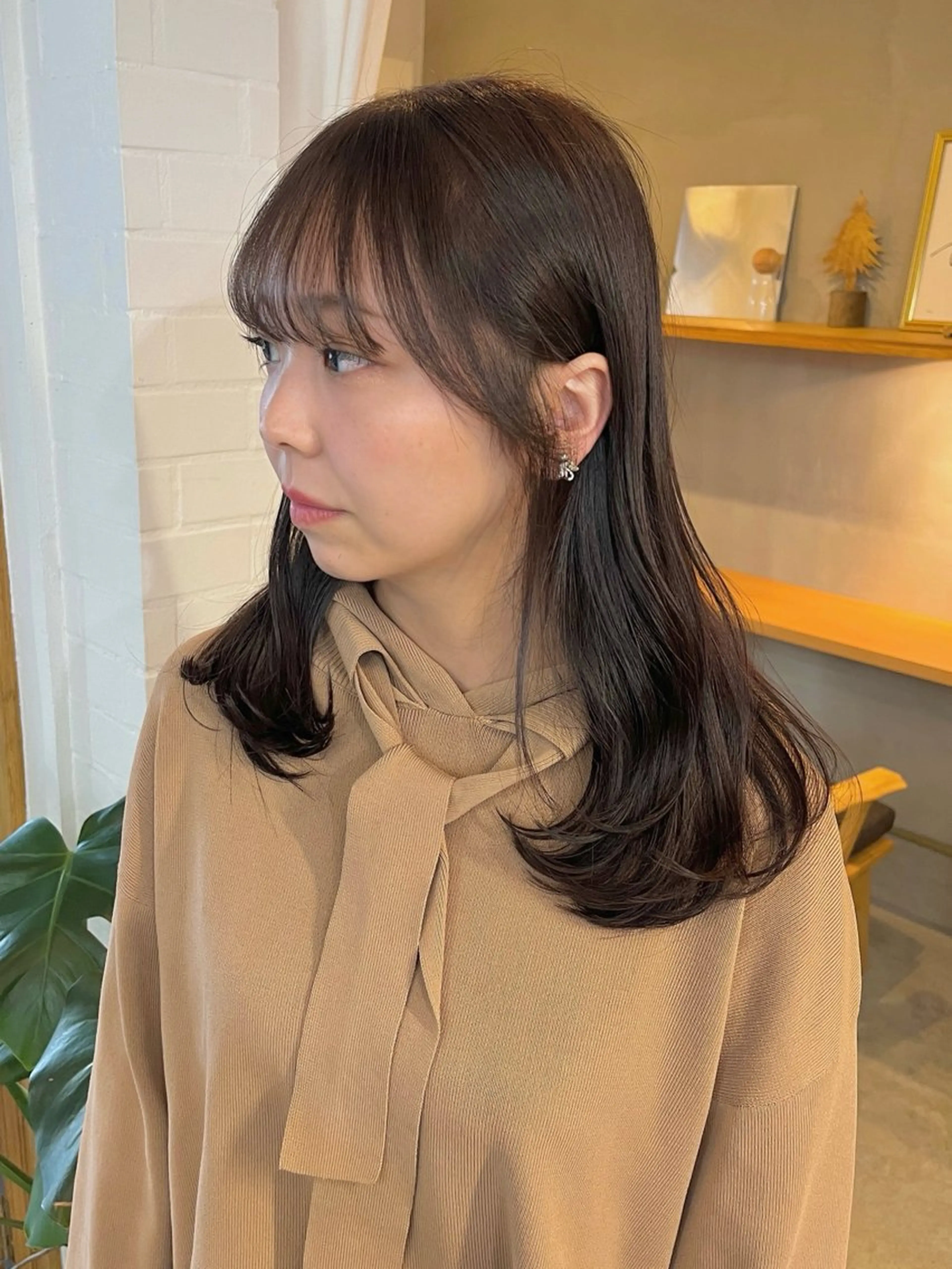 セミロング カラー ブラウンカラー ショコラブラウン 髪質改善 トリートメント 伊藤ゆかり/髪質改善 /透明感カラーのヘアスタイル