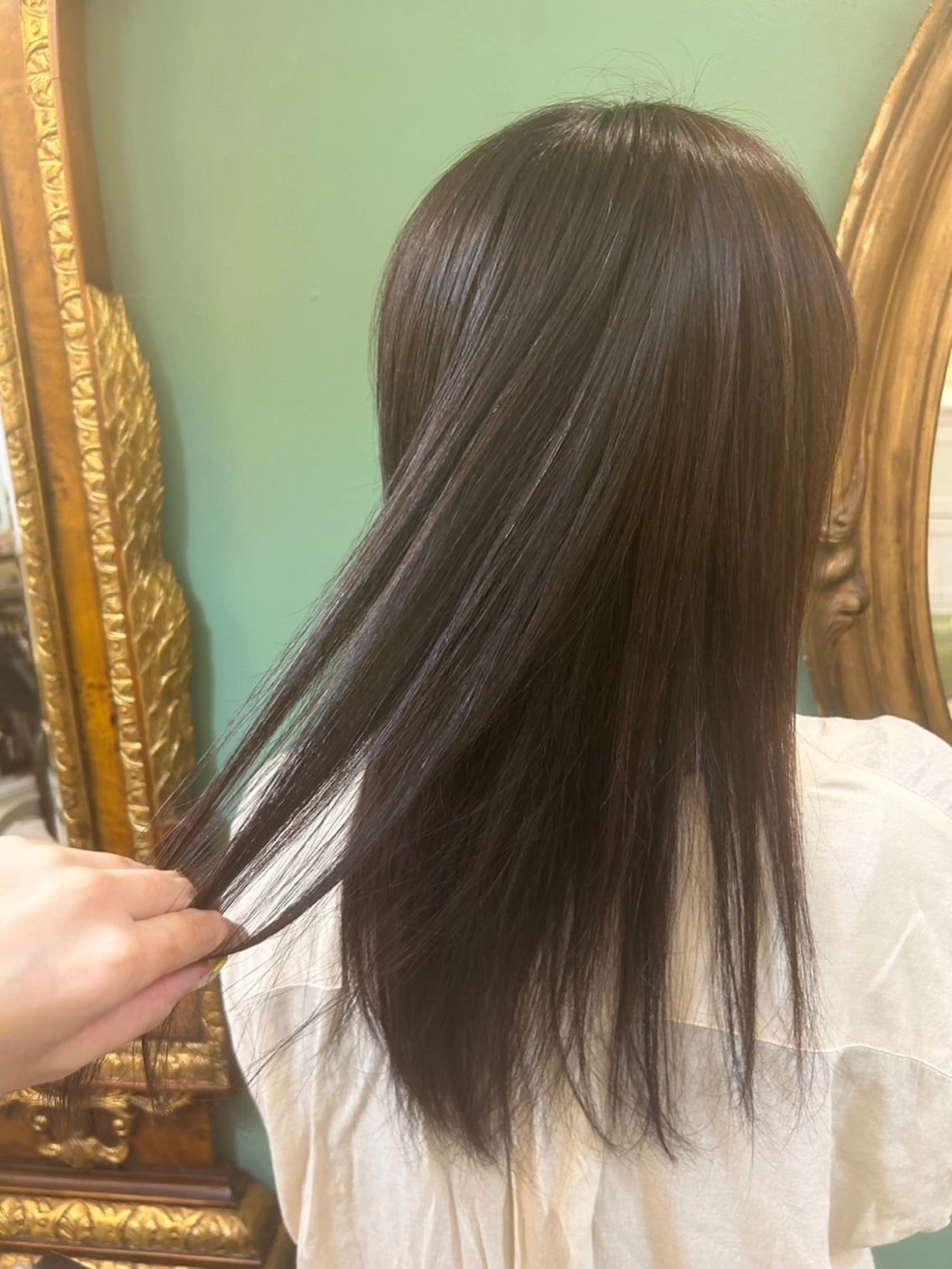 セミロング 関原 沙知のヘアスタイル