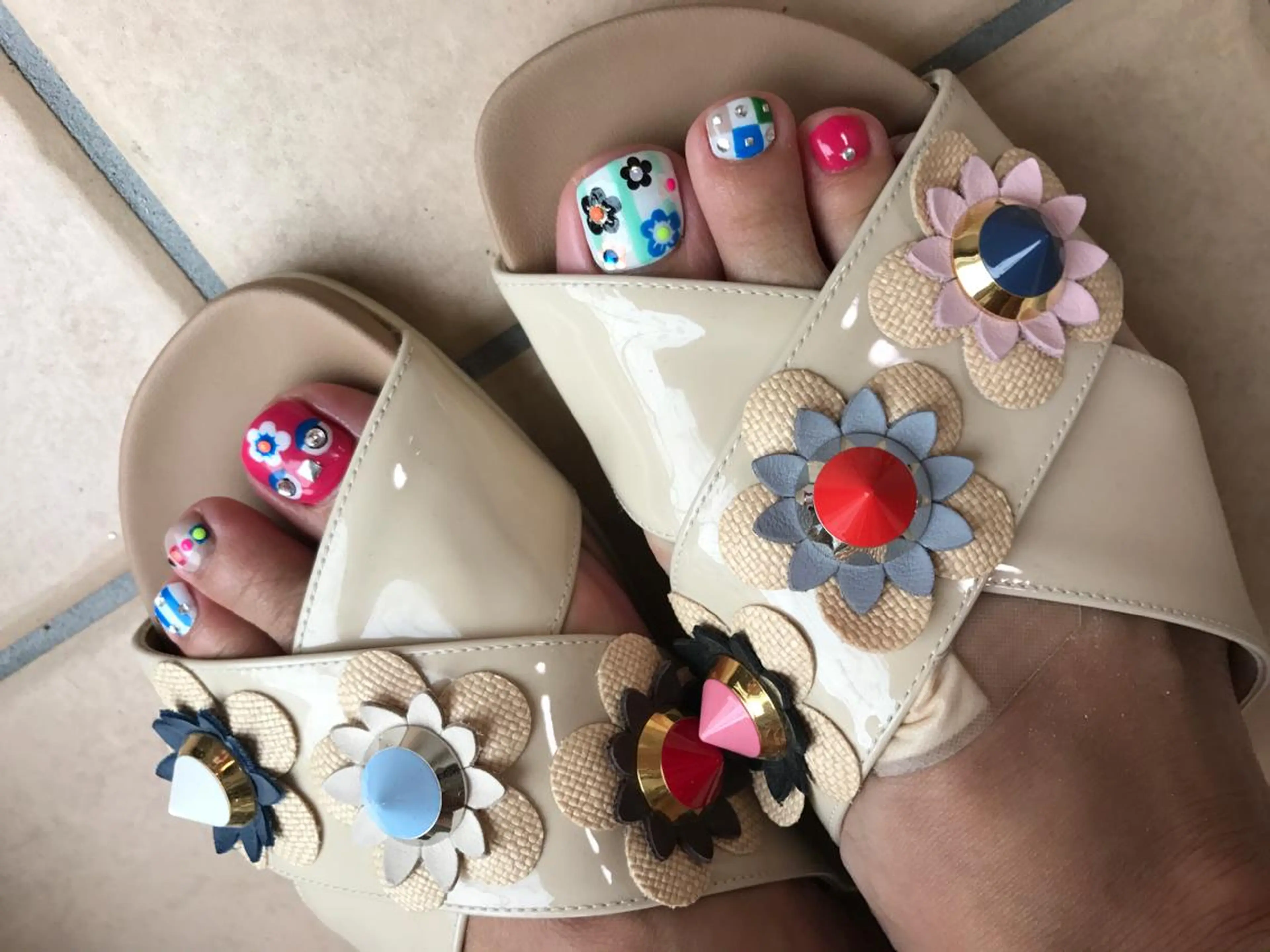 ネイル ♡ビジュール♡ NAIL &まつ毛のマツエク・マツパデザイン