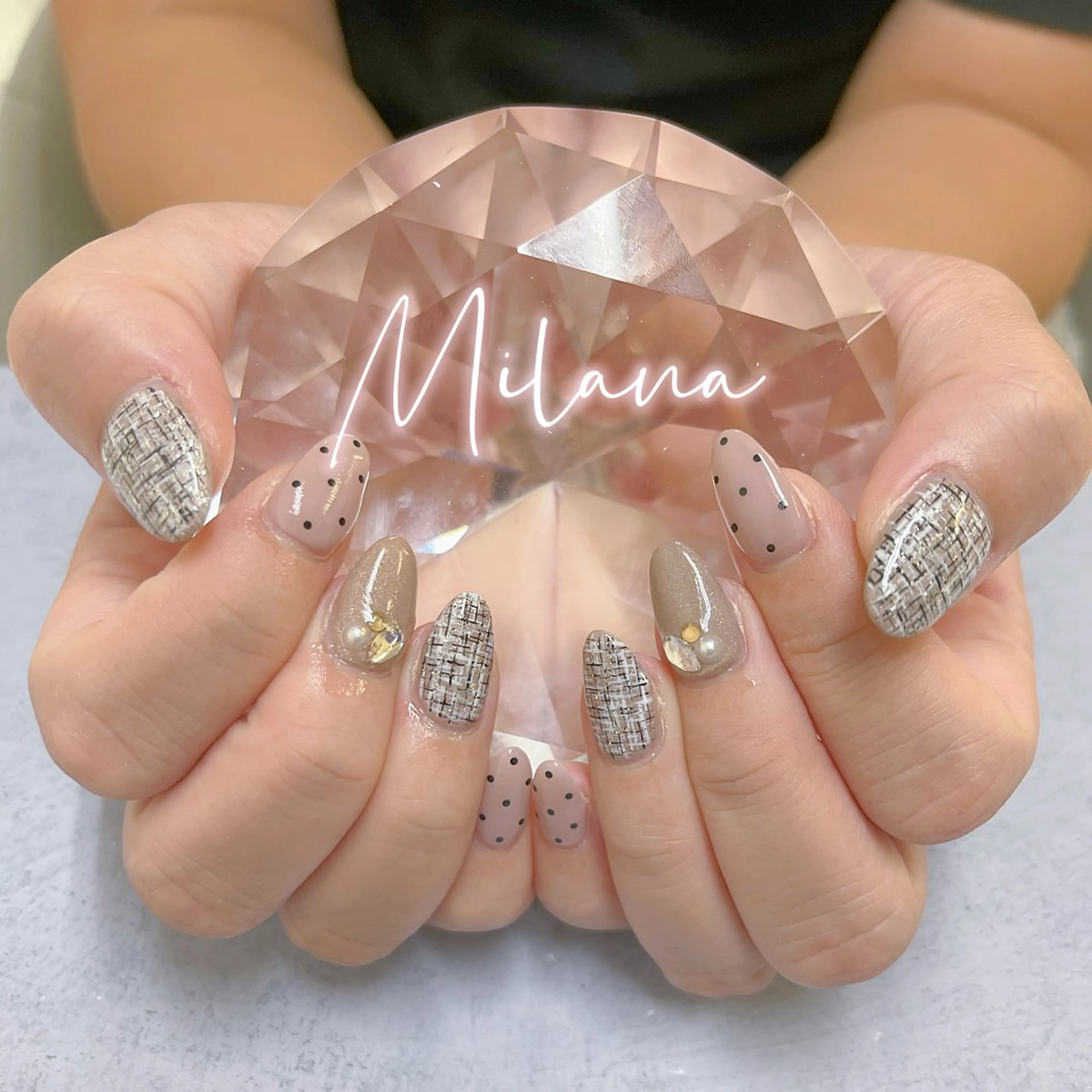 ネイル ハンドネイル Milana 西里のネイルデザイン