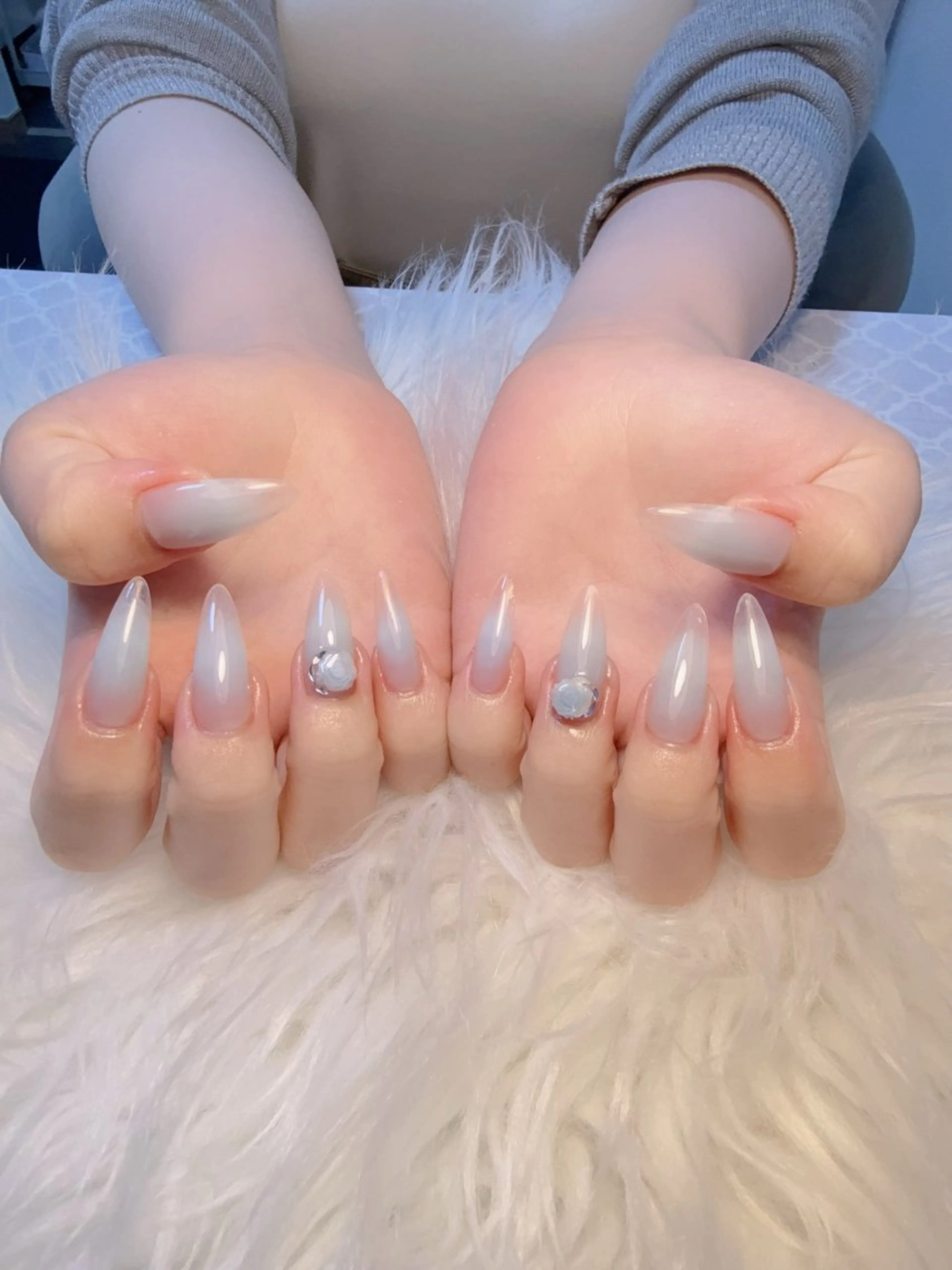 ネイル ジェルネイル マグネットネイル ニュアンスネイル ワンホンネイル ハンドネイル 波 なみのネイルデザイン