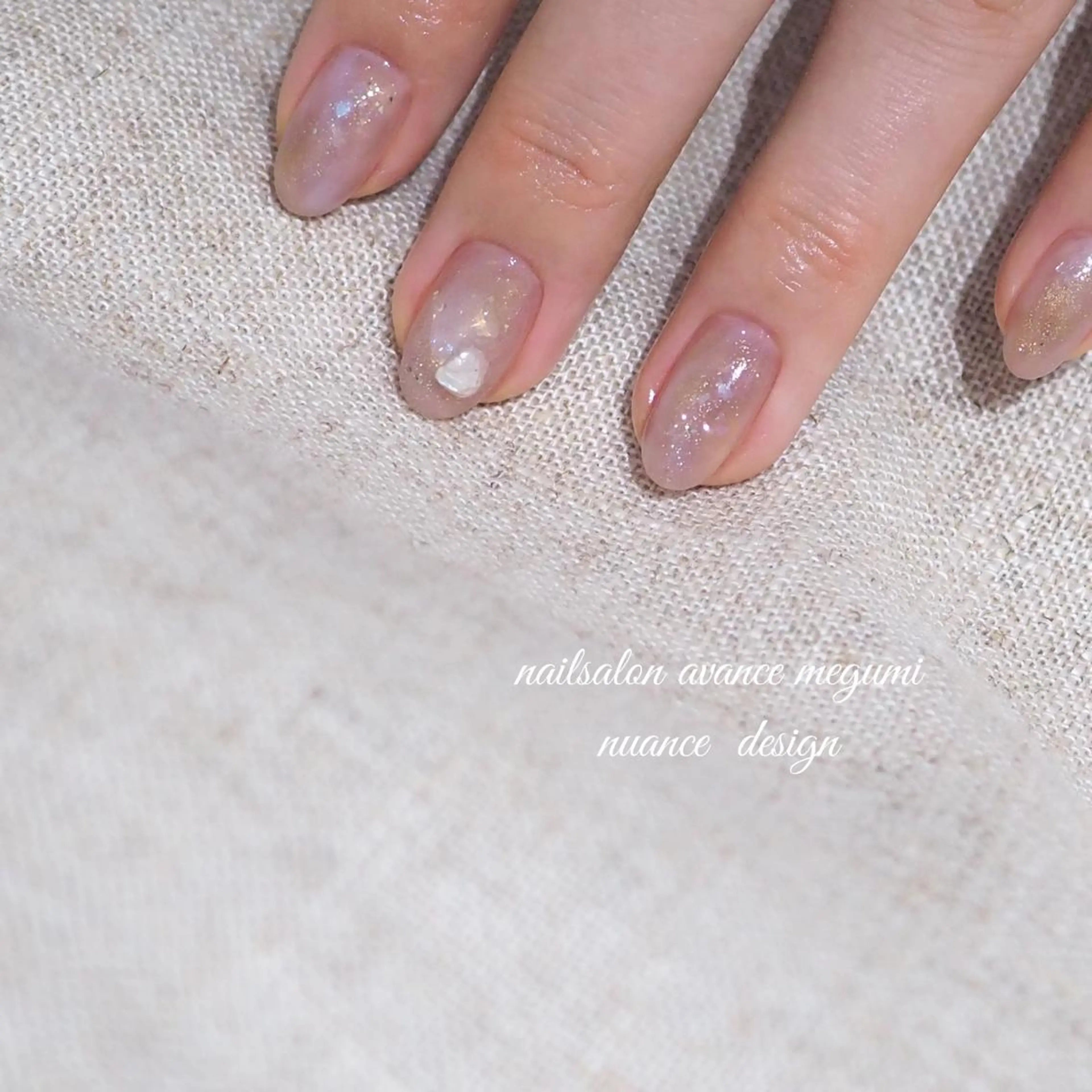 ネイル ニュアンスネイル ネイルサロン Shiröのネイルデザイン