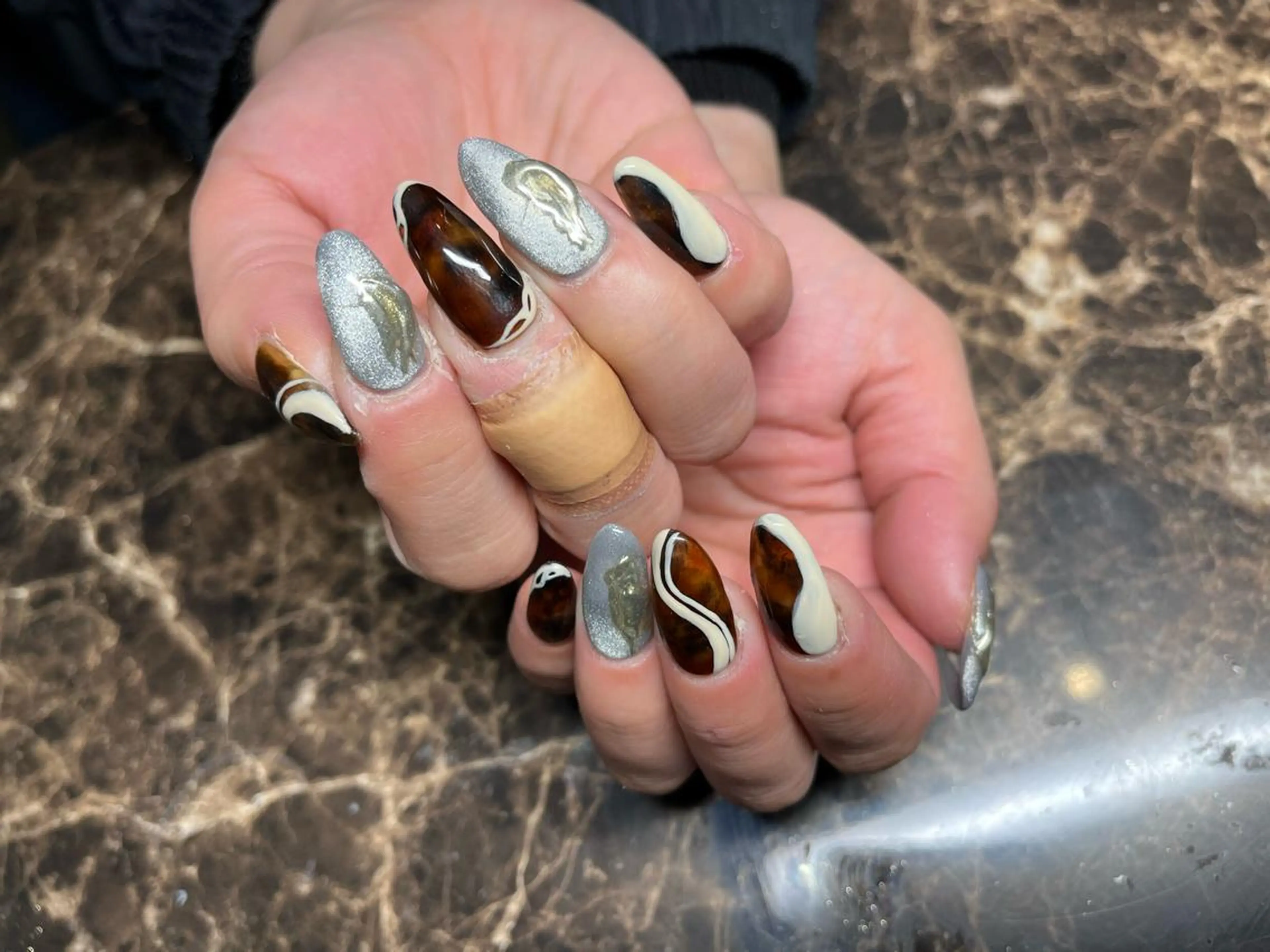 ネイル ハンドネイル IROHA Nail 矢掛萌子のネイルデザイン