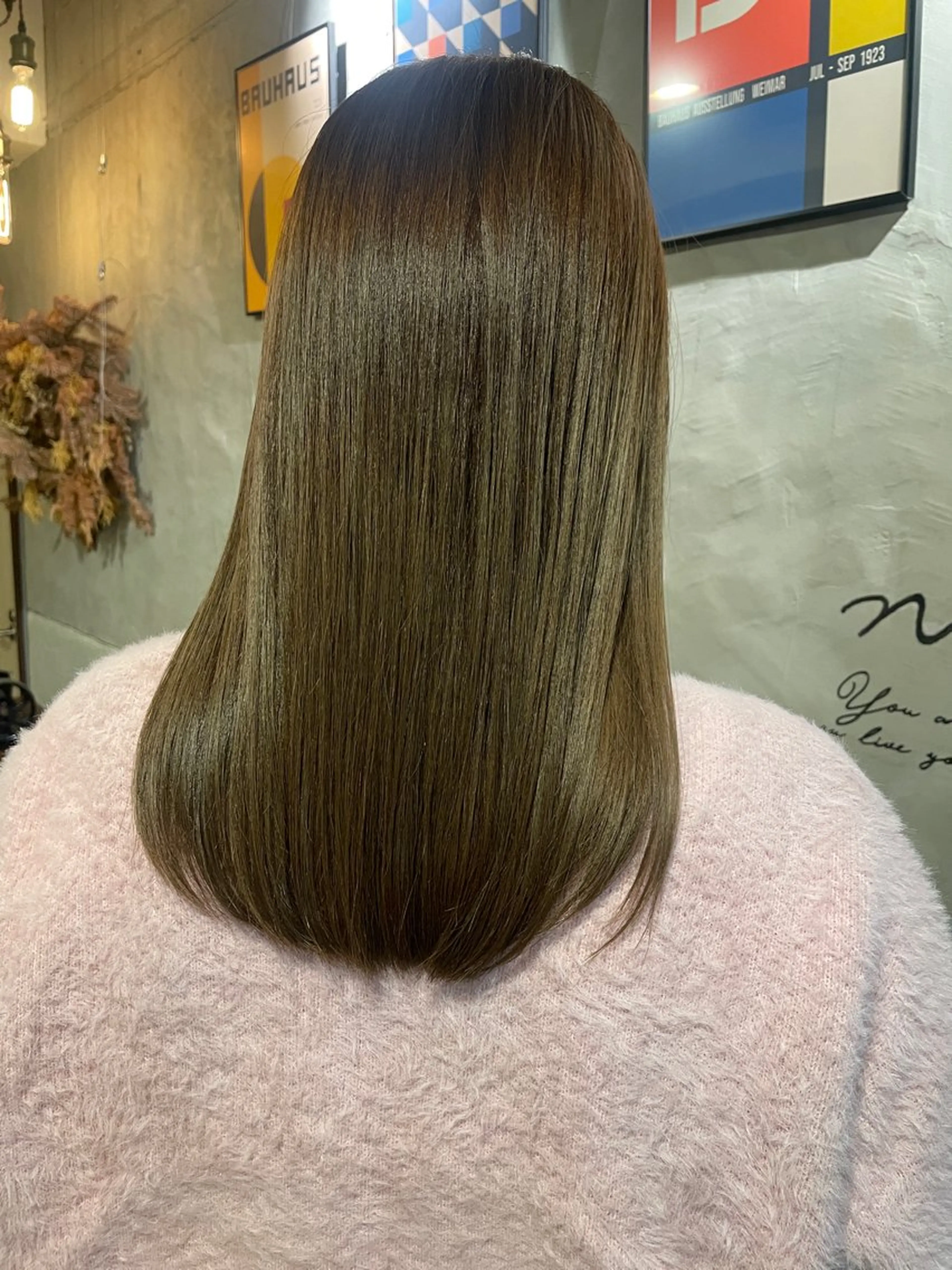 セミロング カラー 髪質改善 カット ヘアカラー トリートメント さの あやねのヘアスタイル