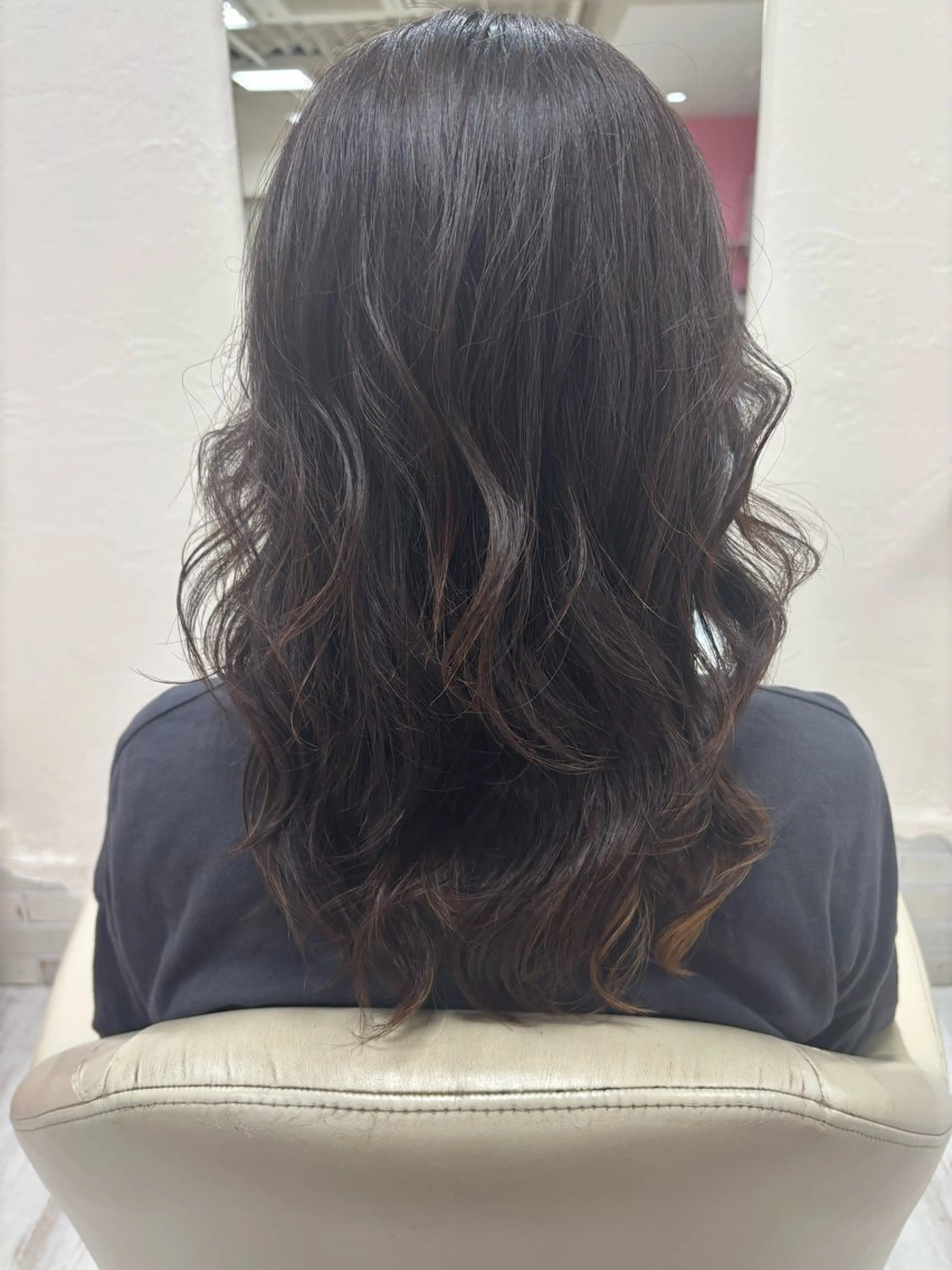 ミディアム パーマ 西田 敏幸のヘアスタイル