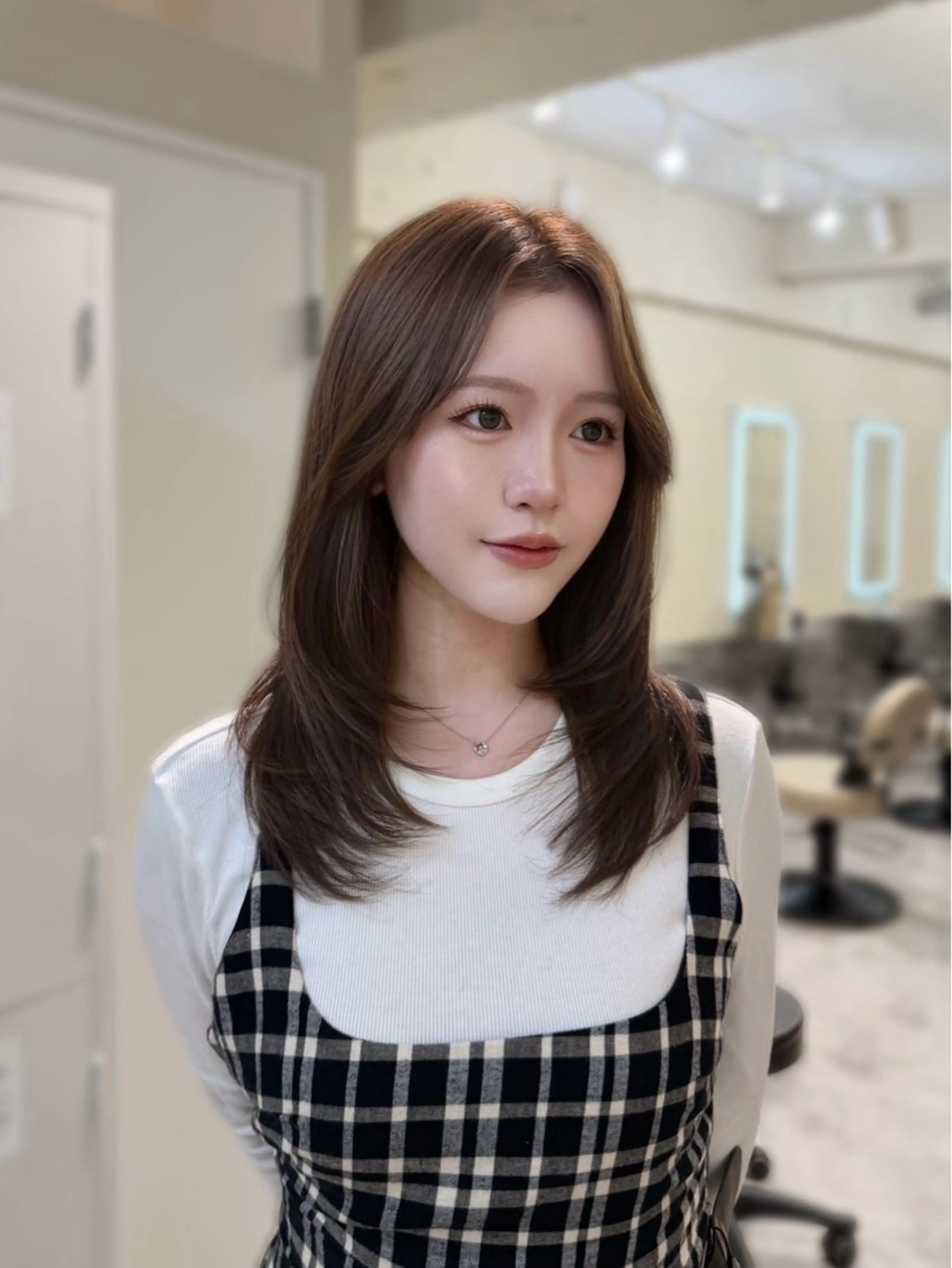 セミロング シオン /カットモデル募集中のヘアスタイル