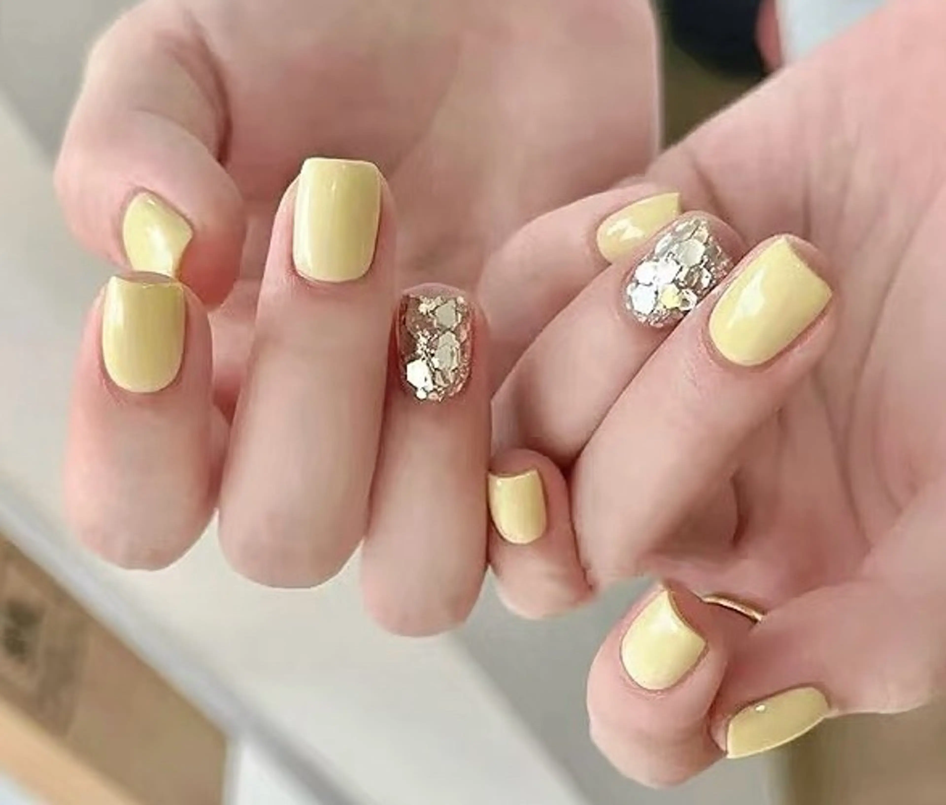 ネイル 高木 維麗絲のネイルデザイン