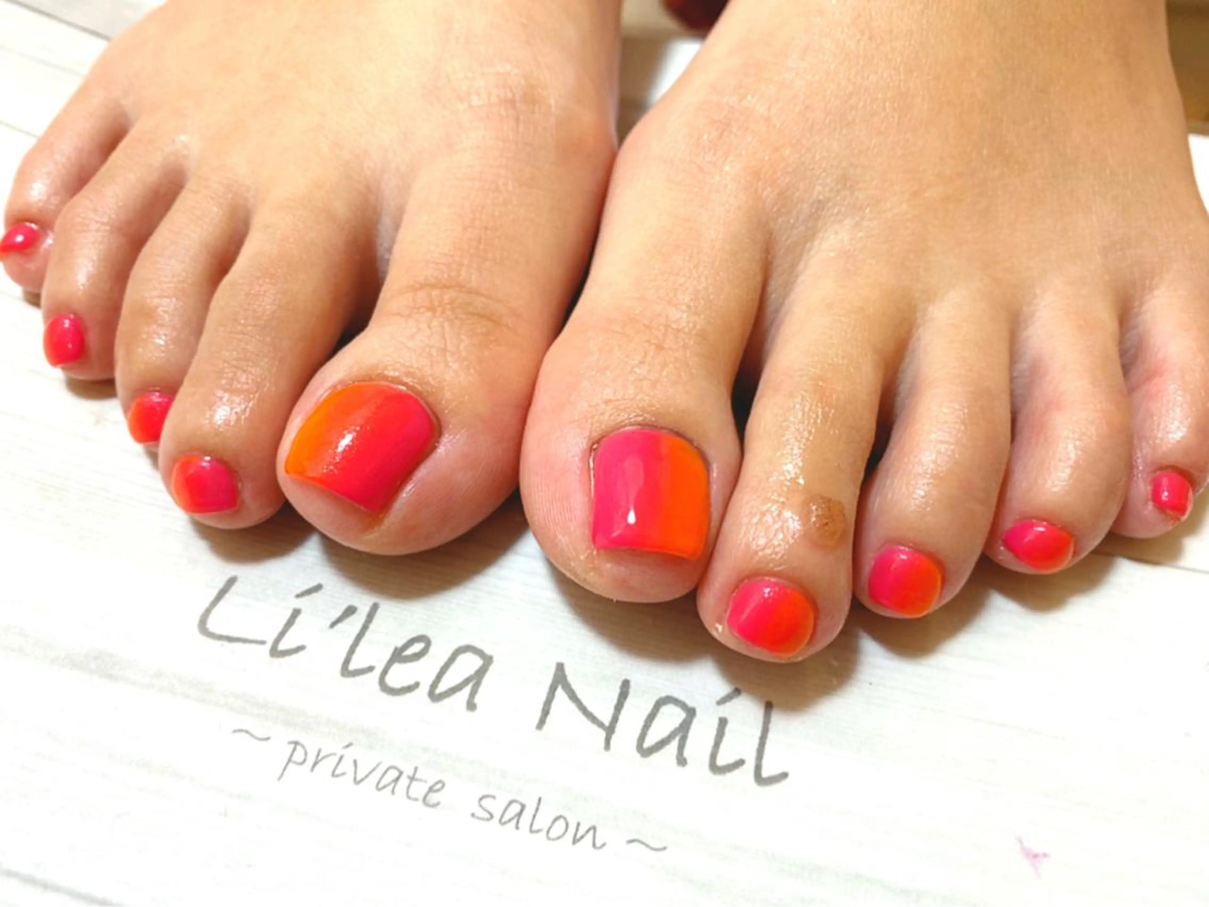 ネイル Li'leaNail AINAのネイルデザイン