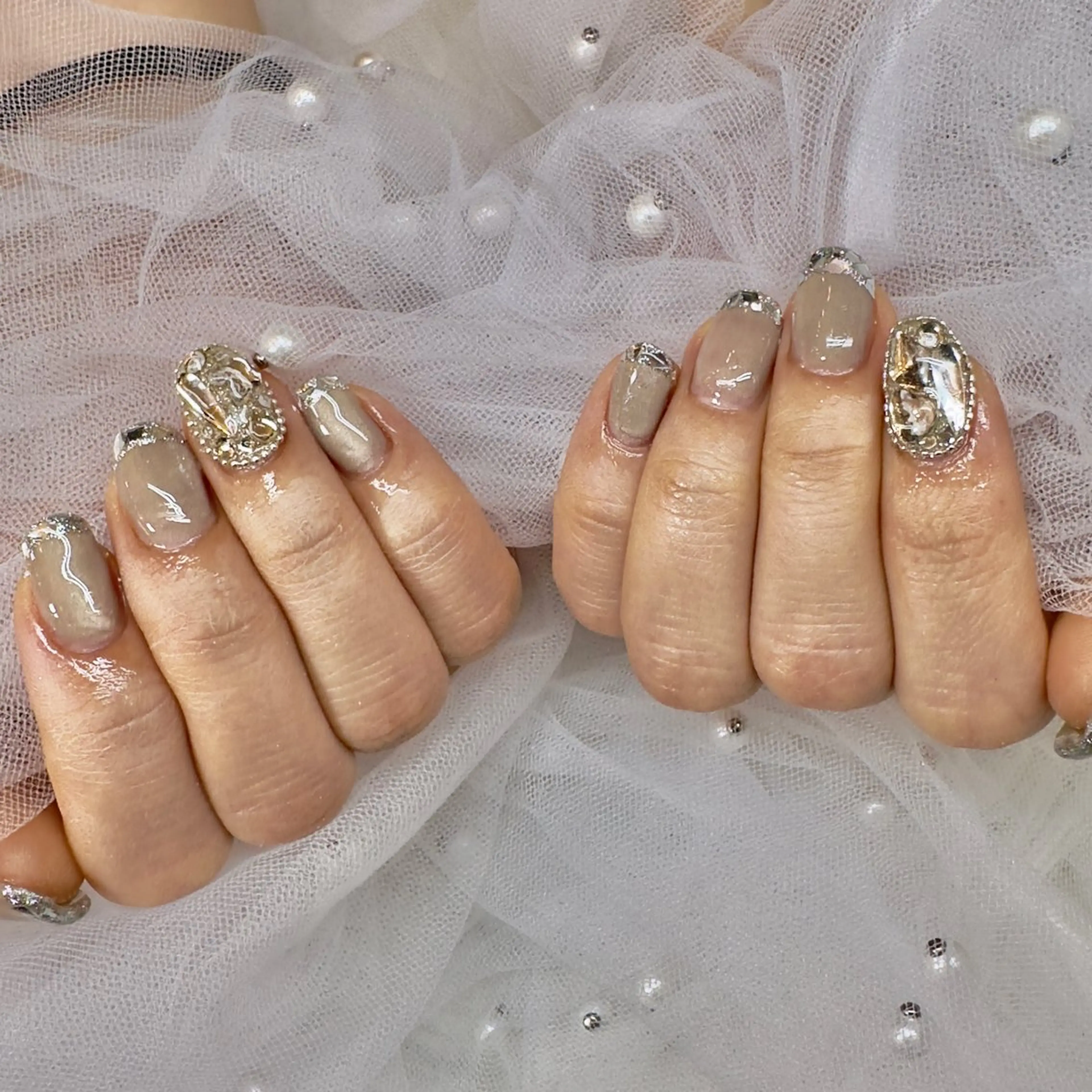 ネイル フレンチネイル ガラスフレンチ nails alienCのネイルデザイン