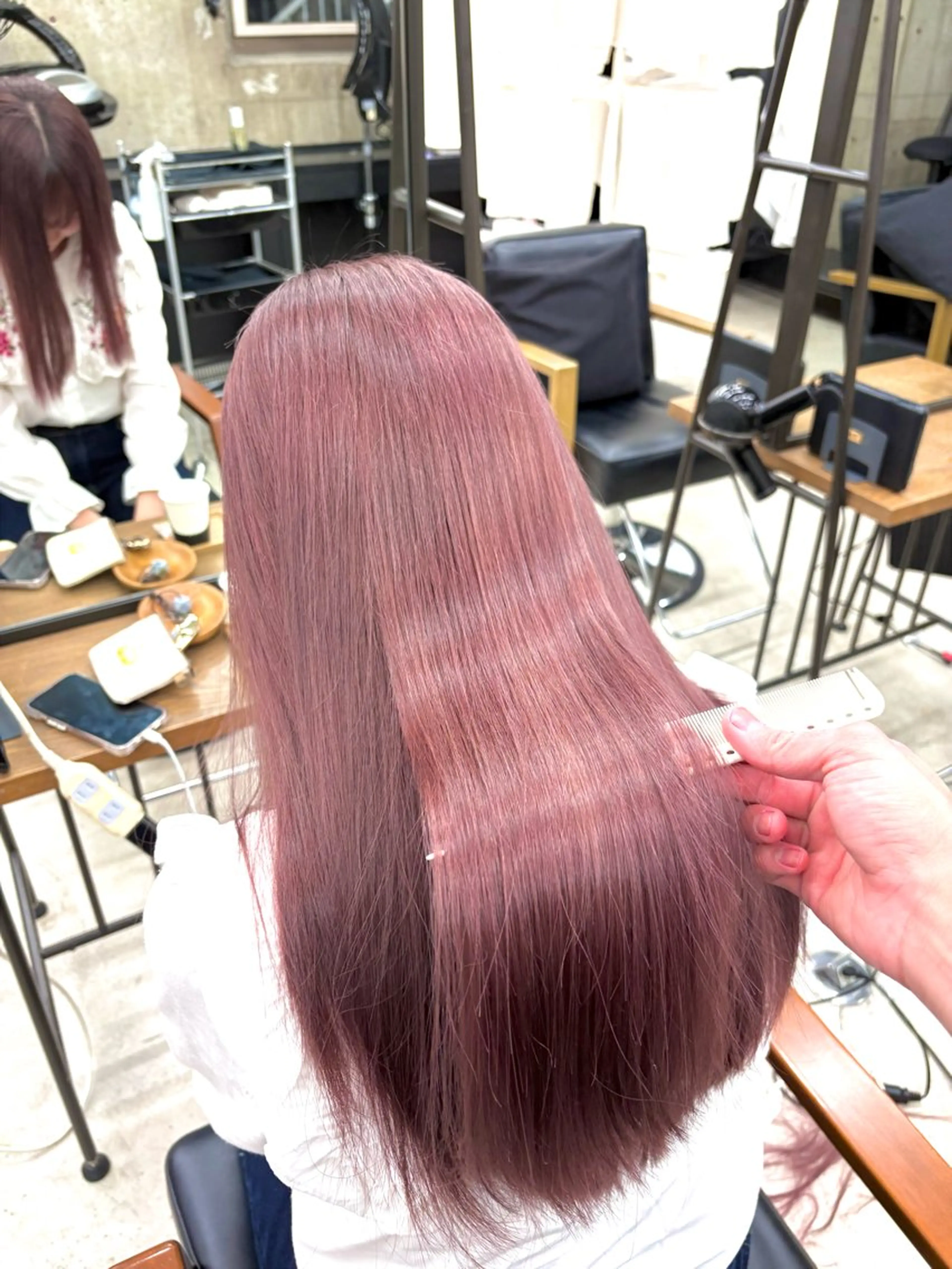 ロング ヘアカラー SiSTA 上平おおかのヘアスタイル