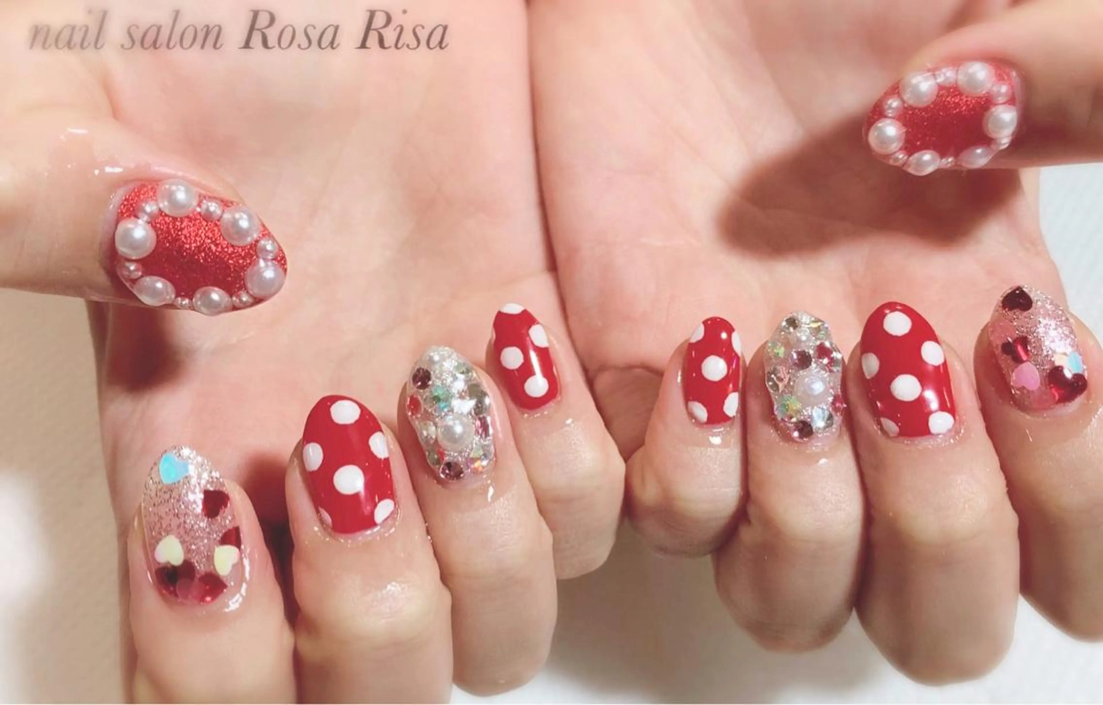 ミディアム ネイル ネイルスタジオ シェイクユアハンズのネイルデザイン