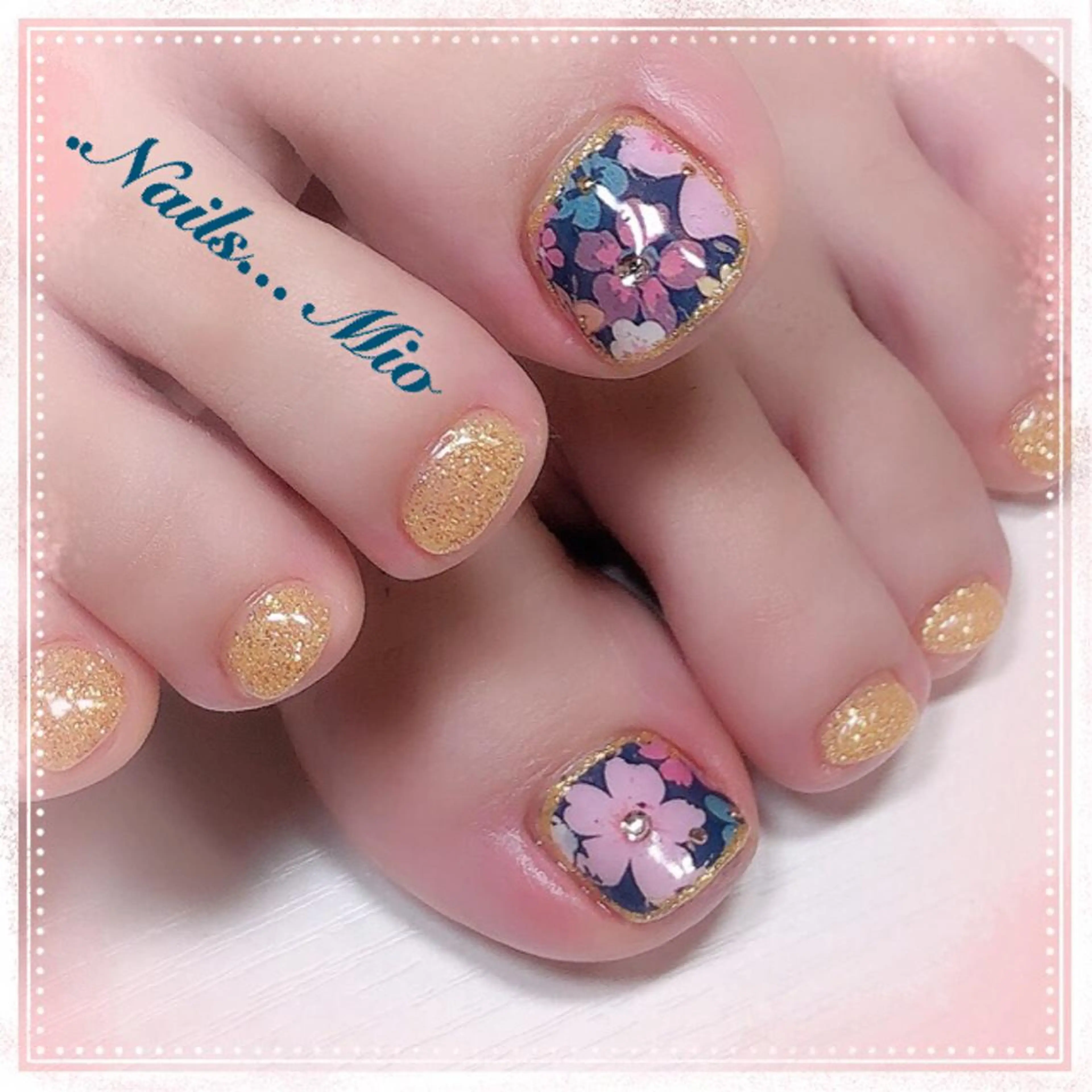 ネイル アートネイル フラワーネイル .Nails Mio 赤羽西ネイルサロンのネイルデザイン