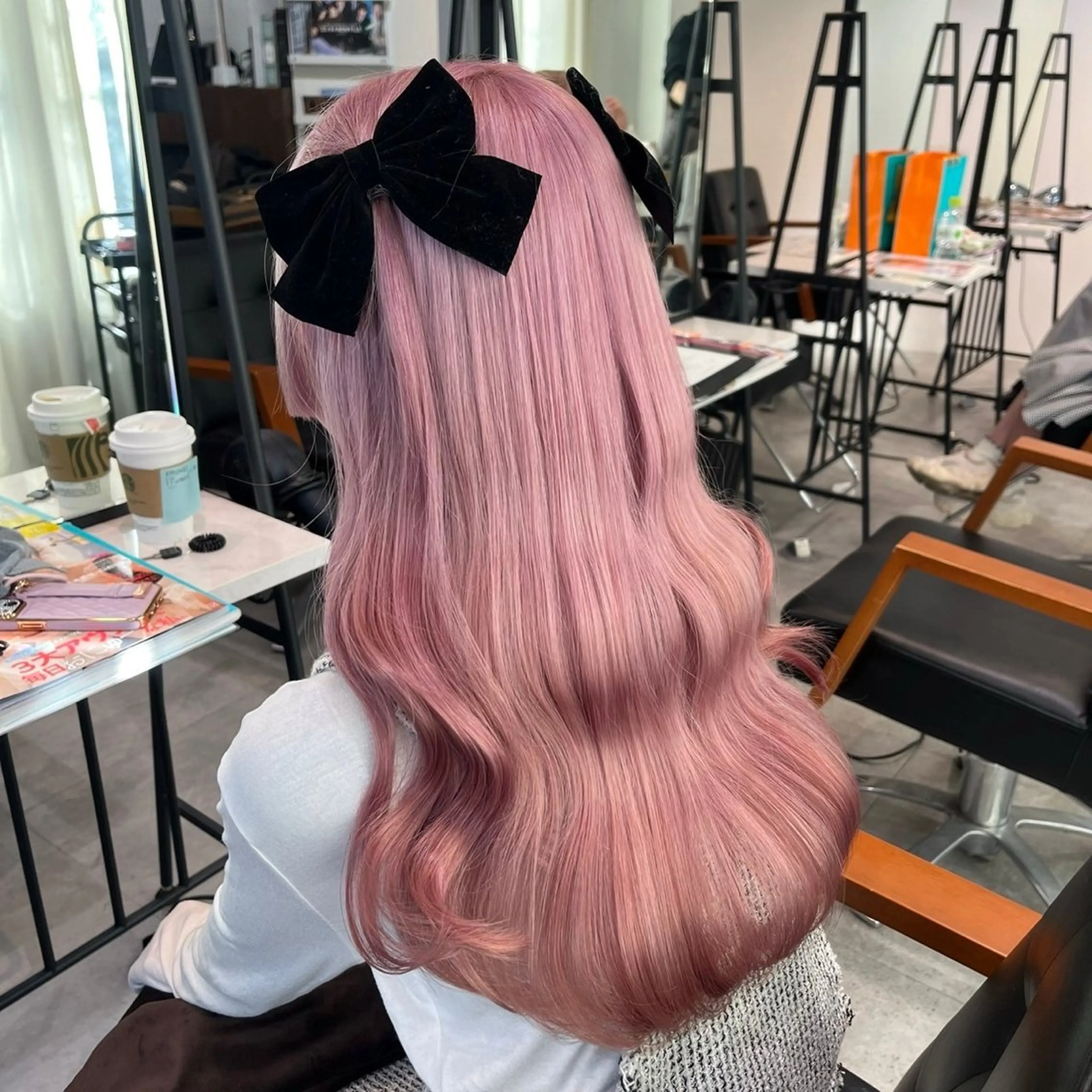 ロング カラー ピンクカラー ホワイトピンク ‎Lby home 🪽mikuのヘアスタイル