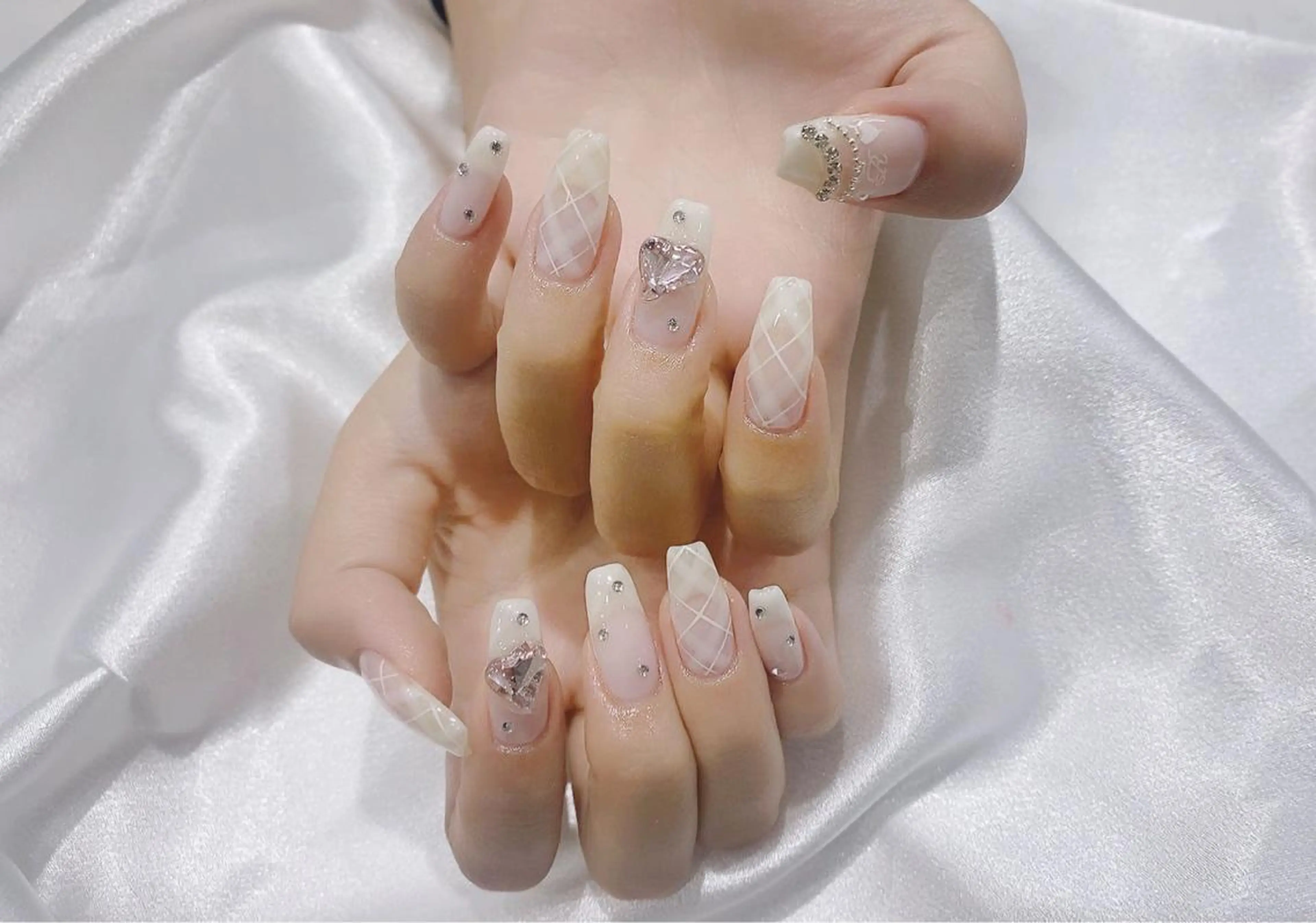 ネイル ハンドネイル Sachi Nail上野のネイルデザイン