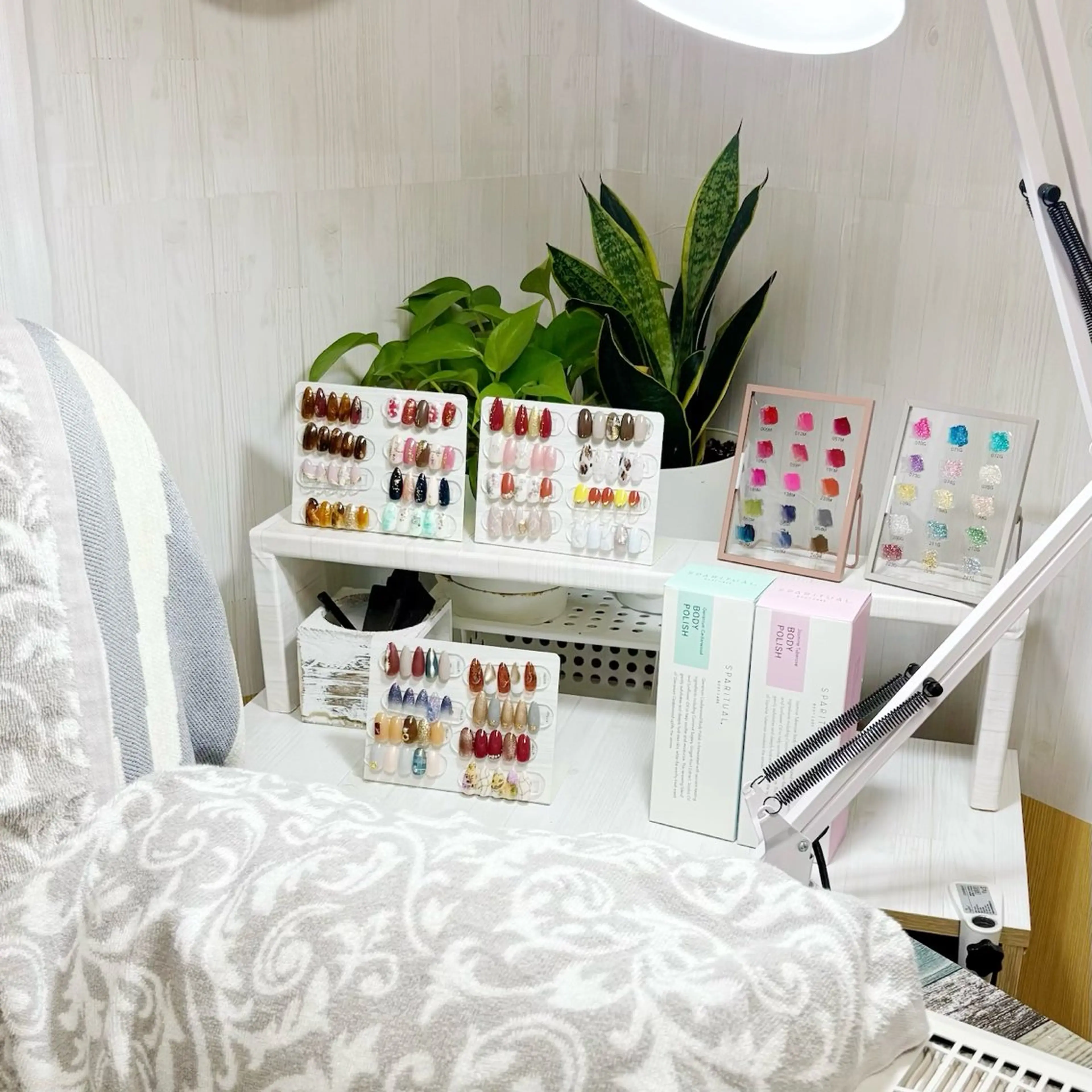 かな/40代からの カジュアルネイルのネイルデザイン