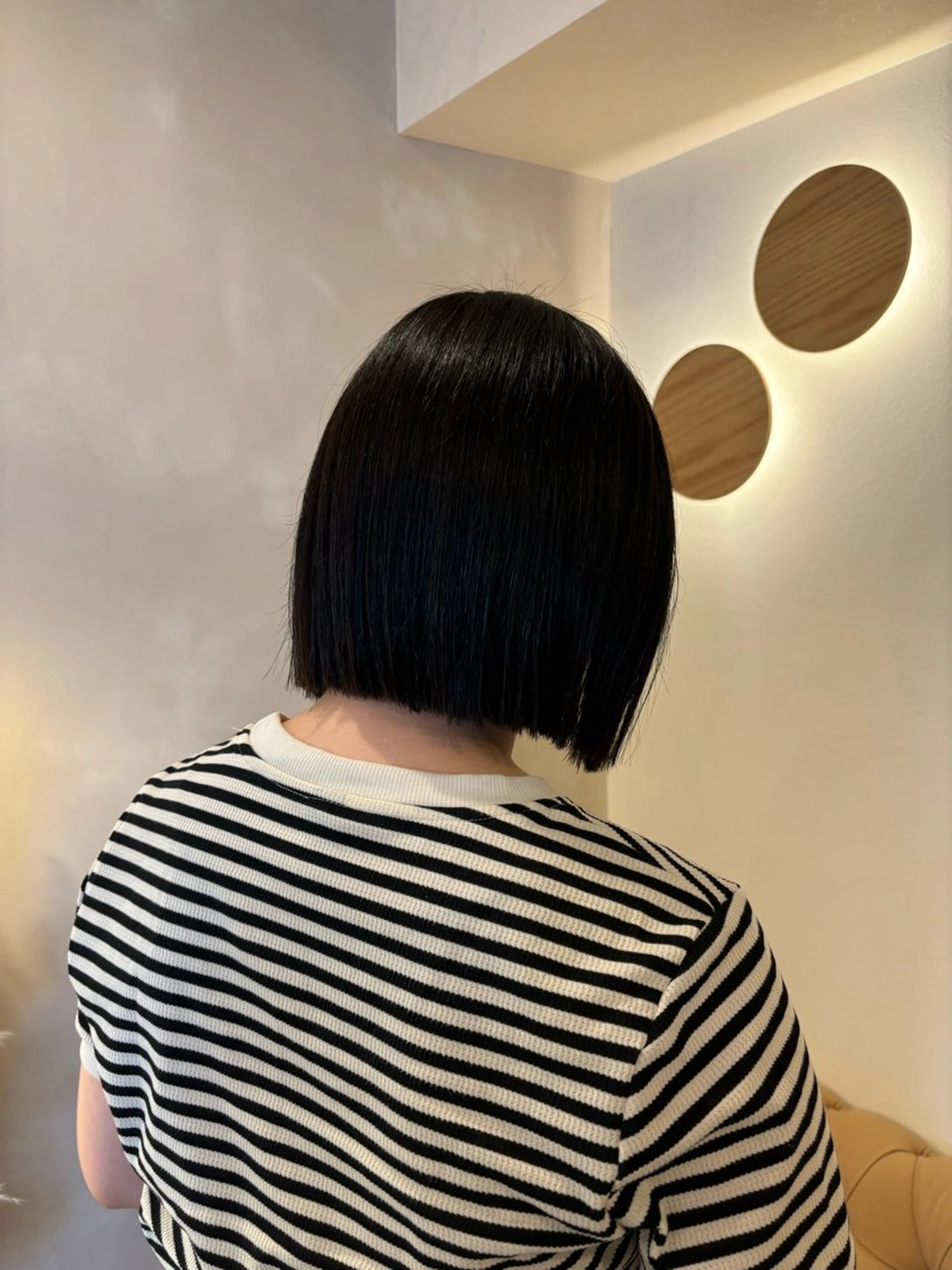 ミディアム 切りっぱなしボブ ボブ シンバヒナノ/パーマ レイヤー/髪質改善のヘアスタイル