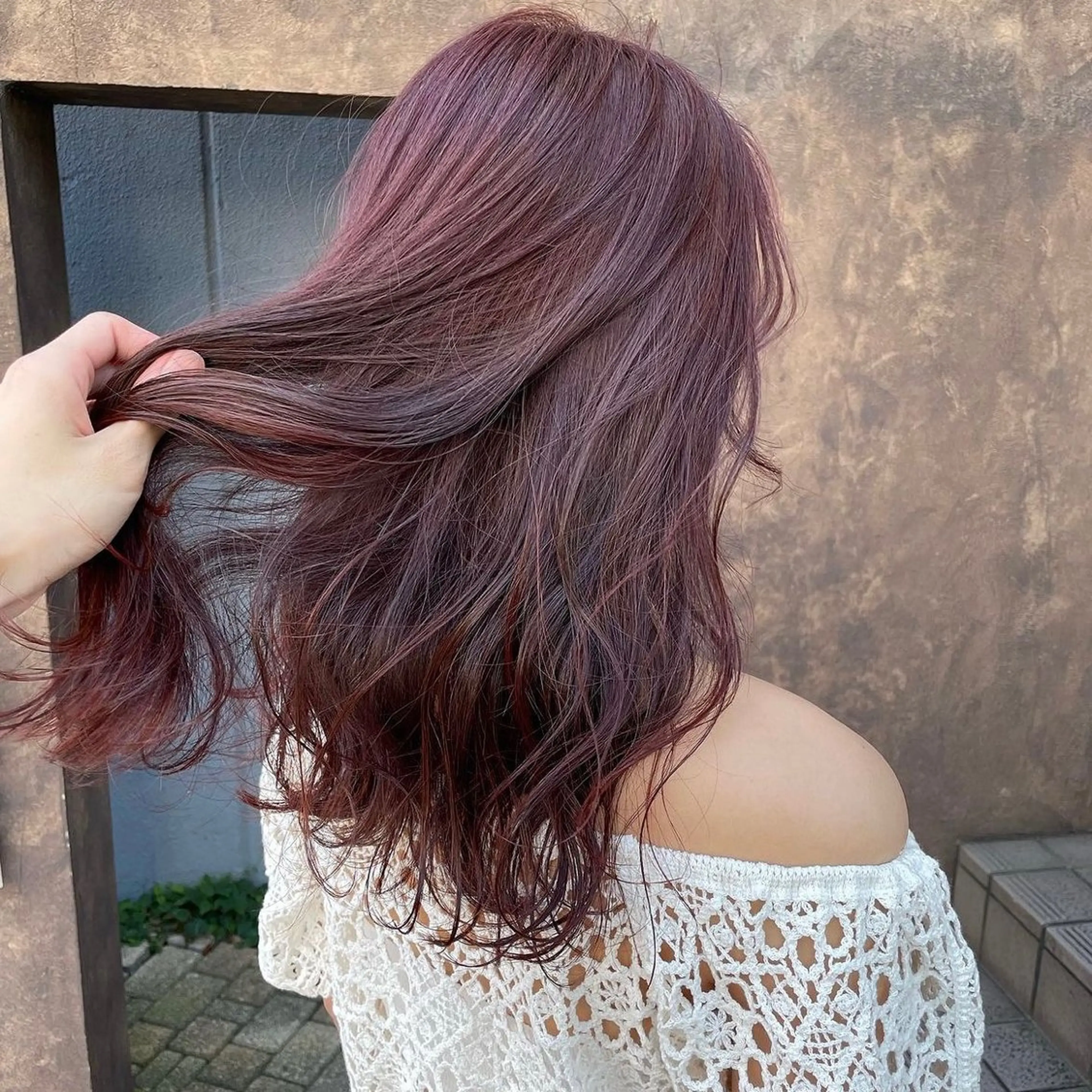 ロング カラー ブリーチ ハイライトカラー インナーカラー ラベンダーカラー ブリーチなしカラー 髪質改善美容師 🪽YOSSYのヘアスタイル