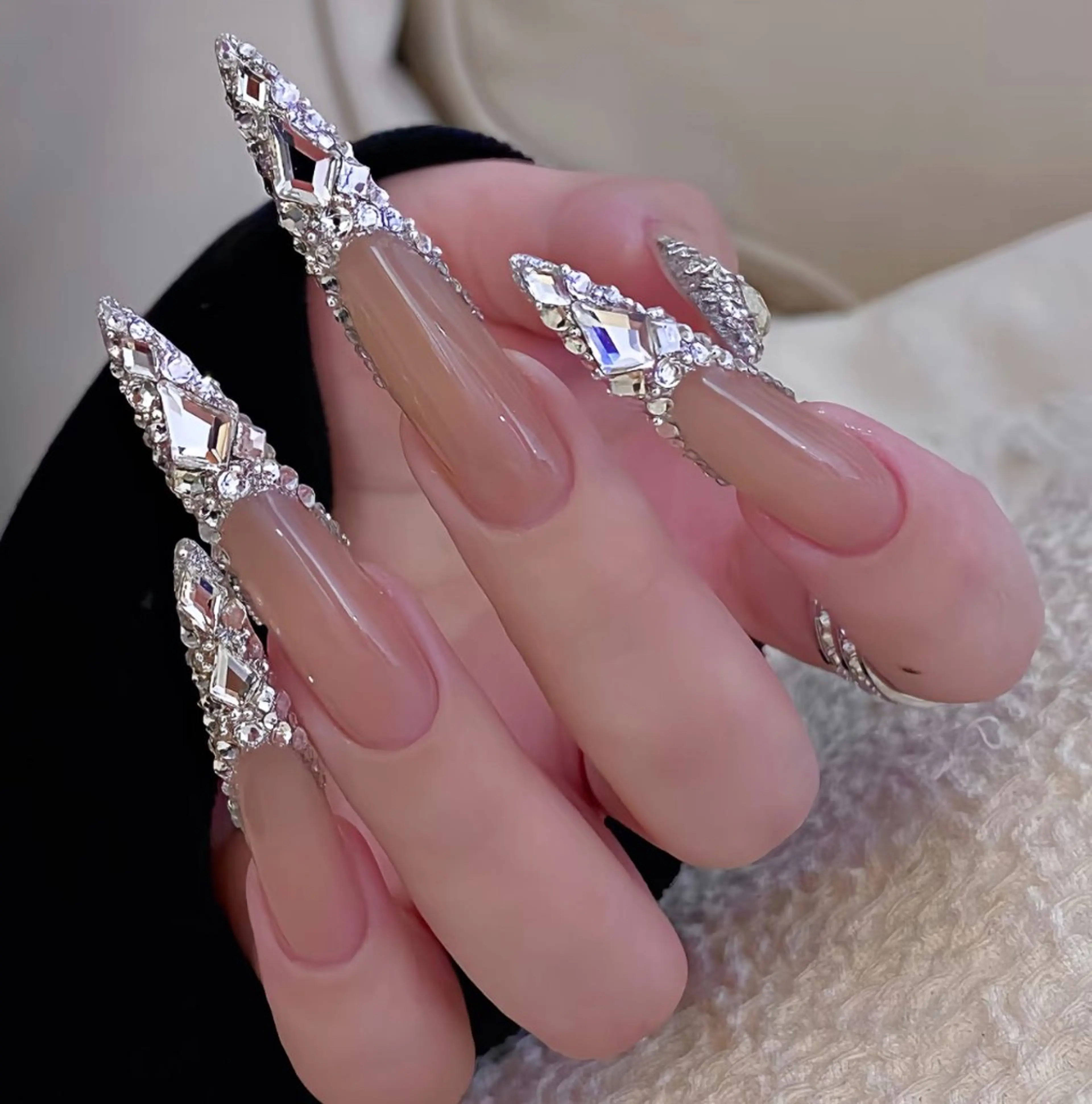ネイル ハンドネイル Luvia Ginzaのネイルデザイン