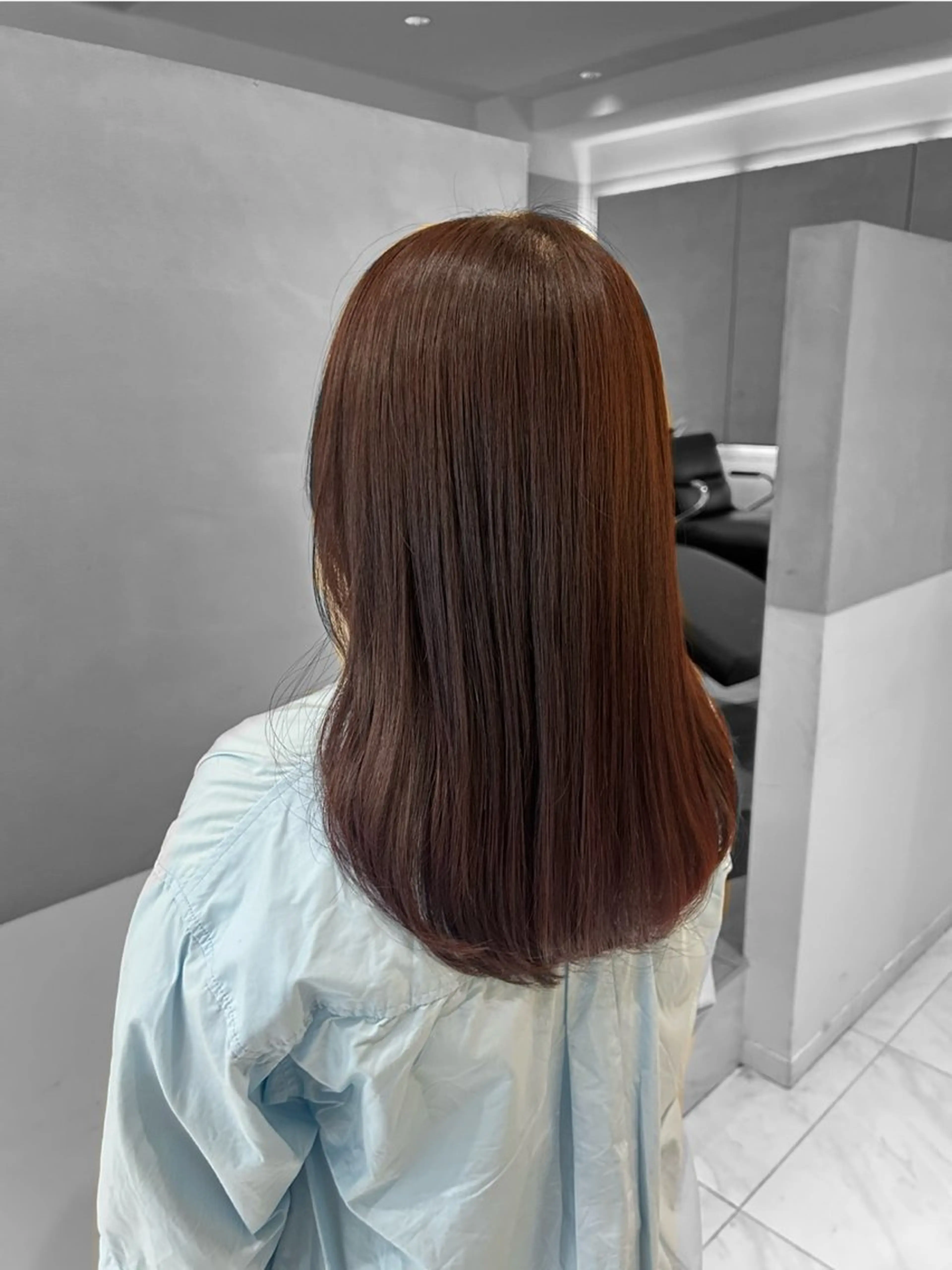 セミロング カラー ✨ブリーチカラー/ 艶髪suzu🪽🤎のヘアスタイル