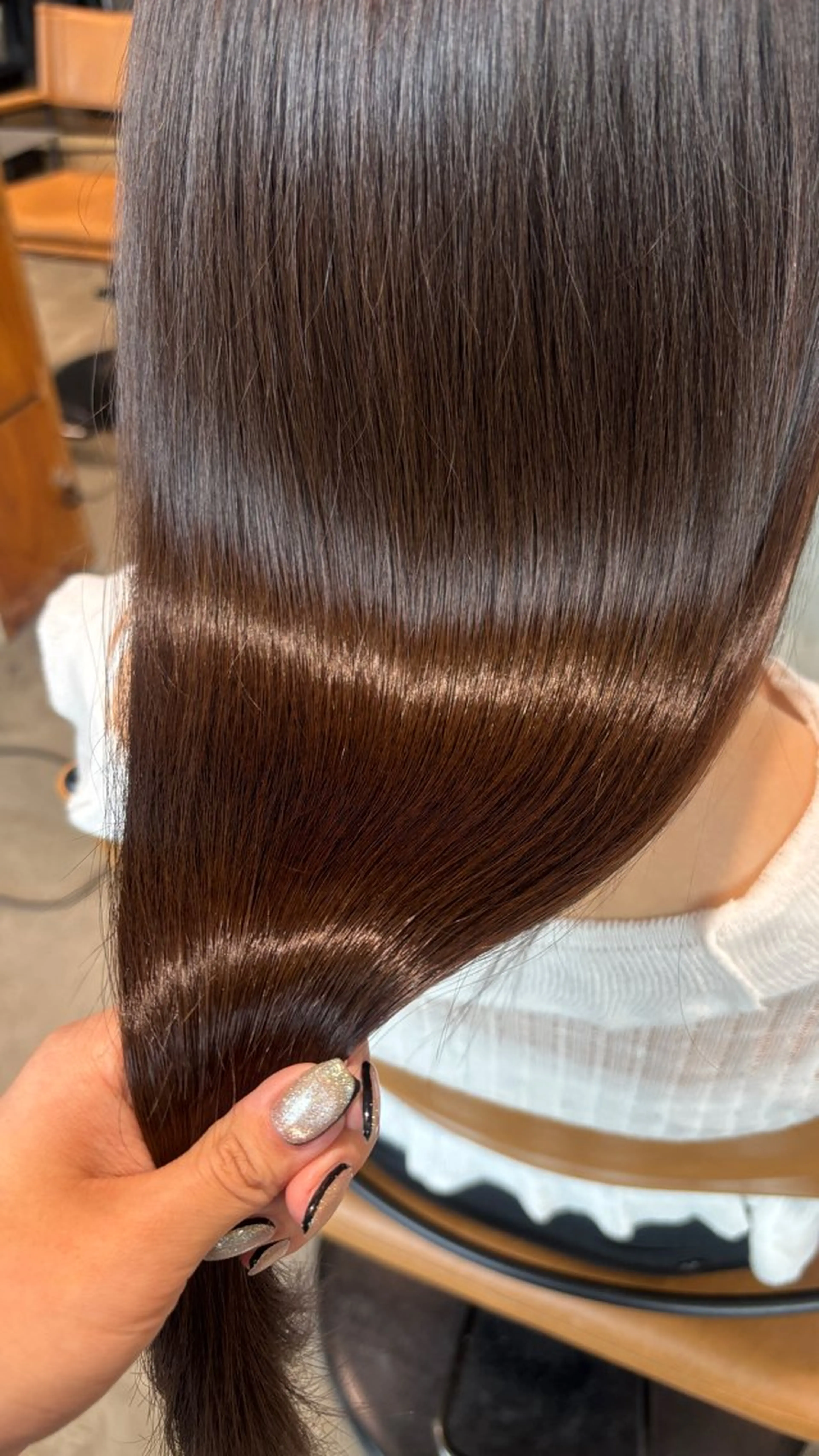 ロング カラー ブラウンカラー カット ヘアカラー 小木曽 里華のヘアスタイル