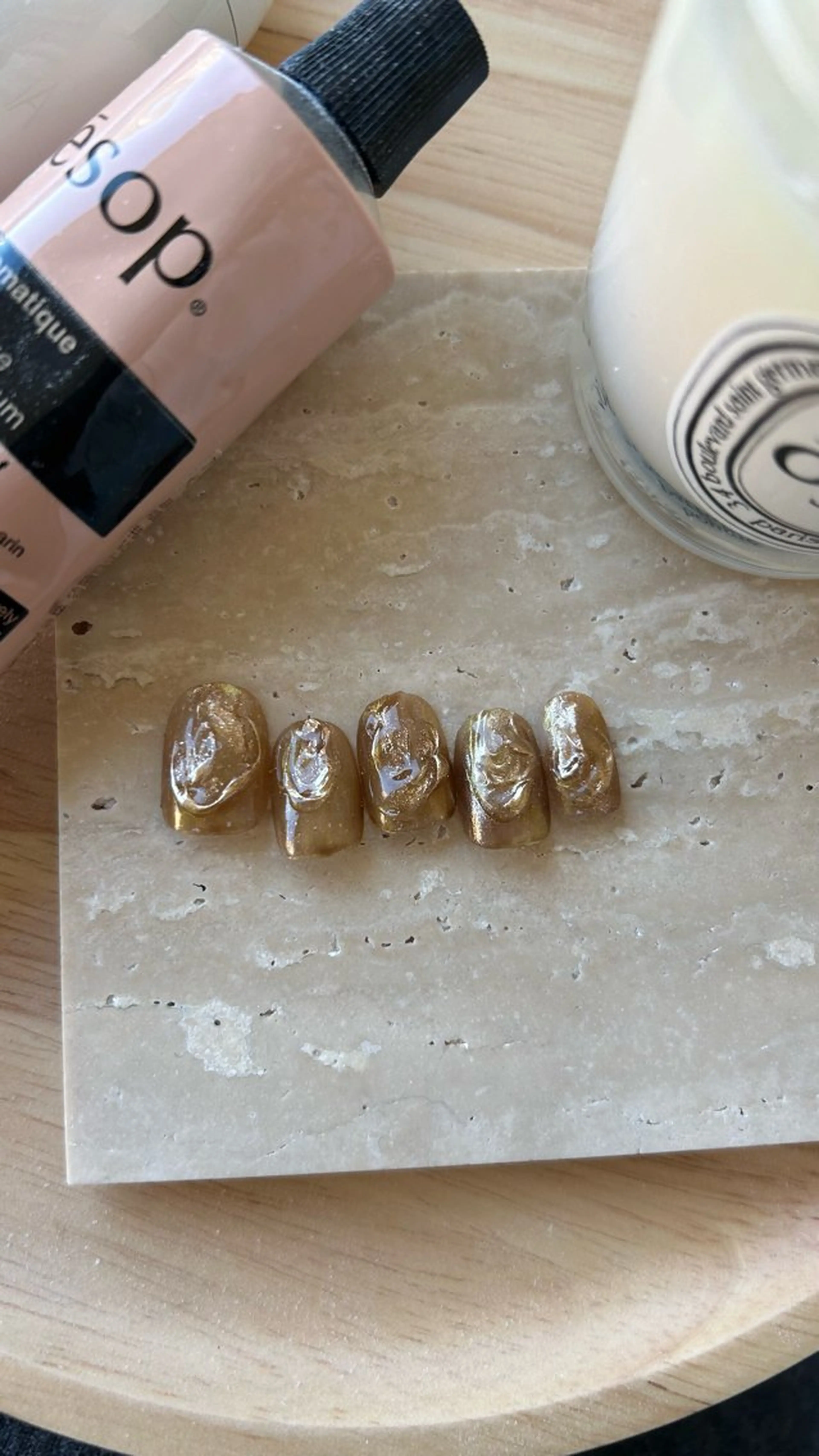 ネイル Lull ネイル/ HBL/ハンドケアのネイルデザイン