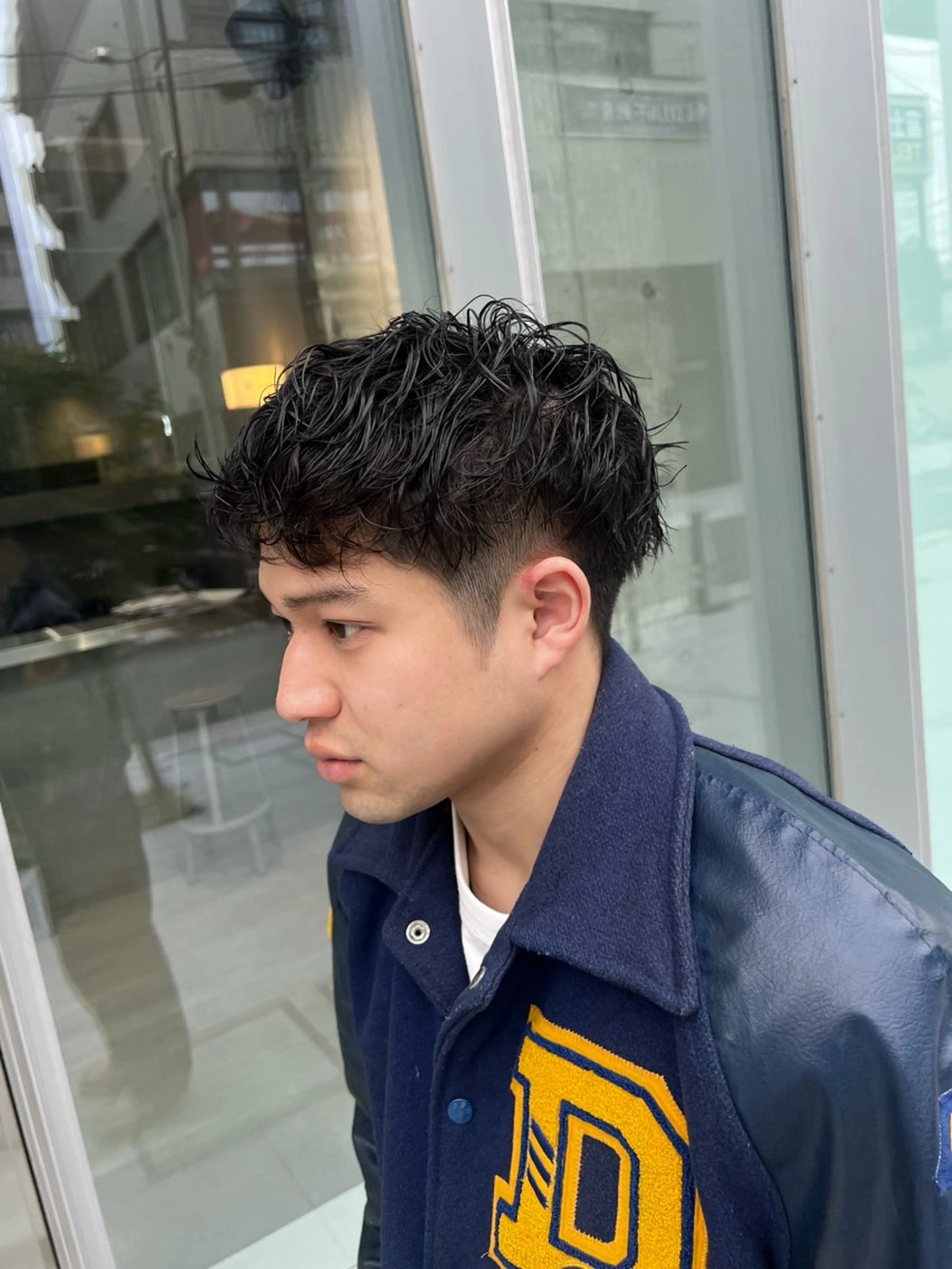 パーマ メンズ カット パーマ 吉沢遣人/レイヤー 艶カラー/抜け感のヘアスタイル