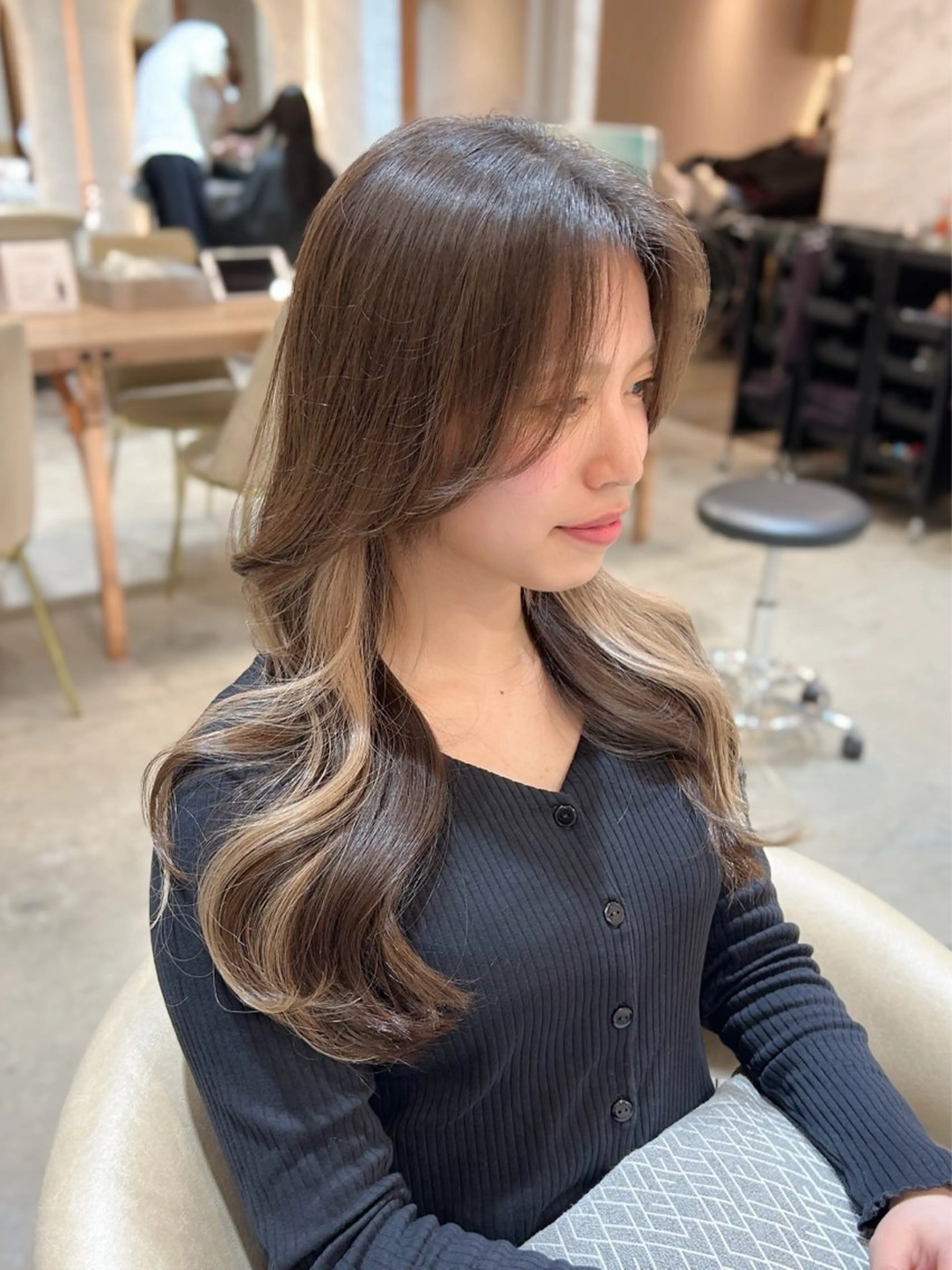 【伸ばしてる方にオススメ💁‍♀️】前髪カット＋艶カラー＋髪質改善3stトリートメントの写真