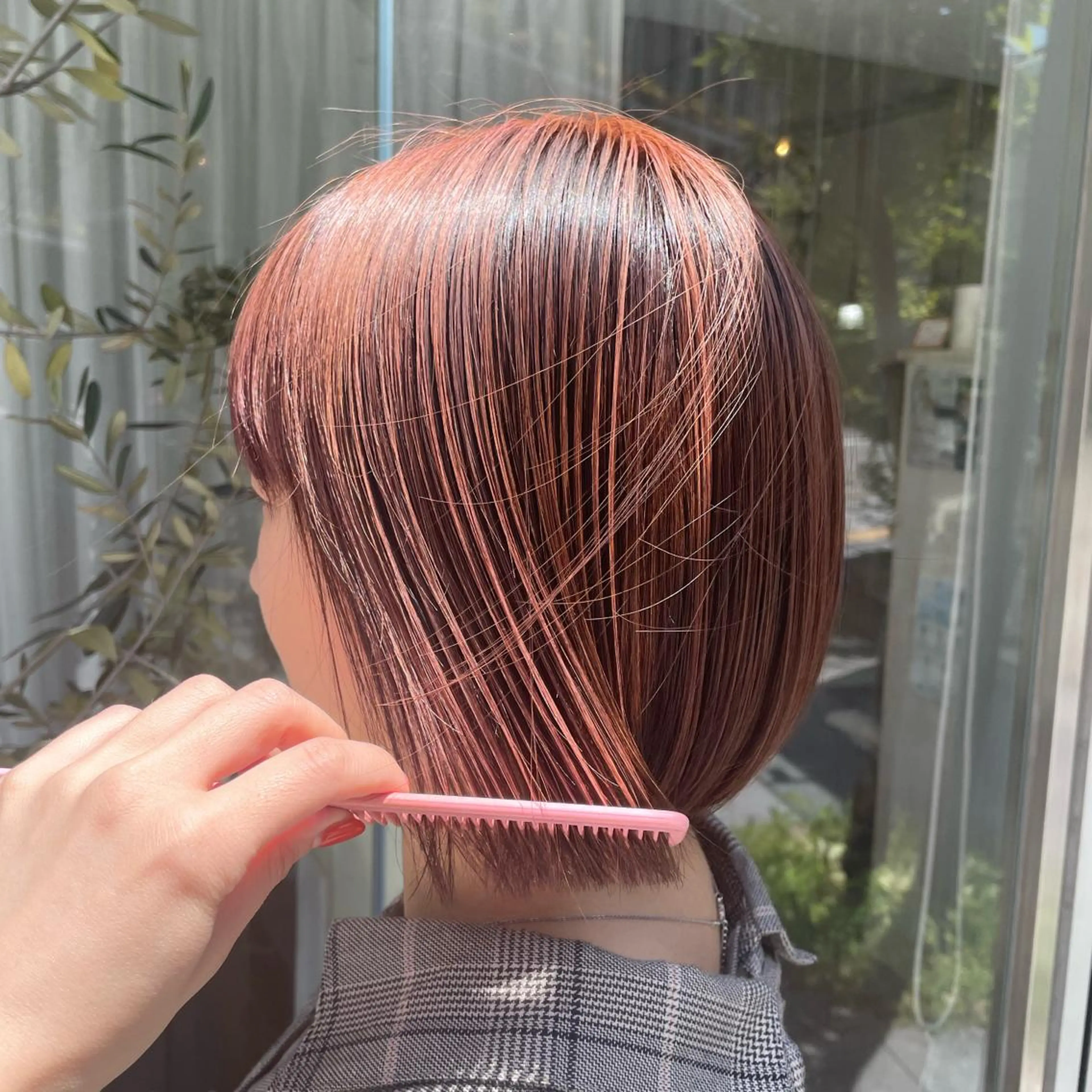 ミディアム カラー fio マナミのヘアスタイル