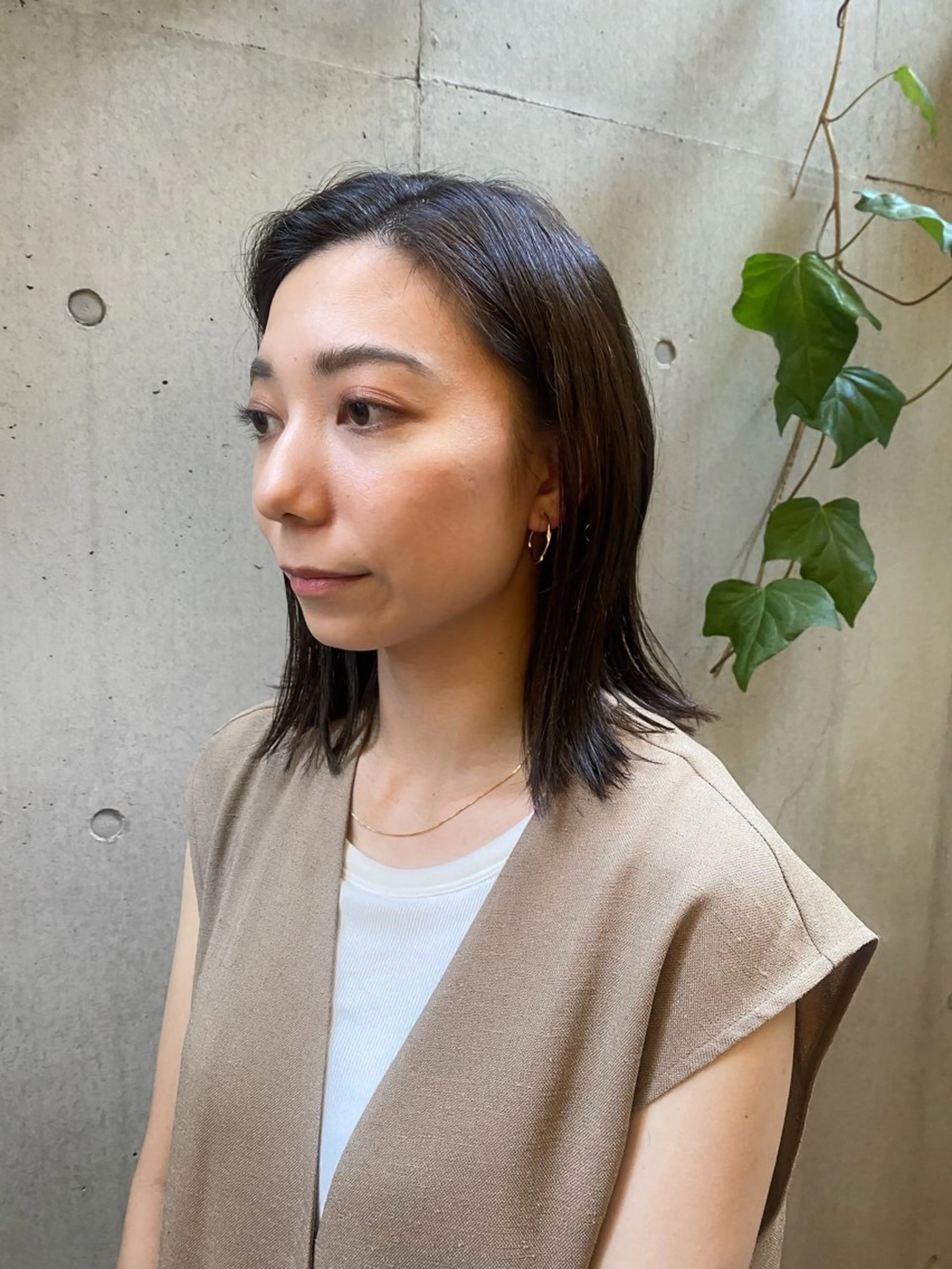 ミディアム カット ヘアカラー トリートメント 大人可愛い♡コテ巻き パーマ🌼杉田 萌恵のヘアスタイル