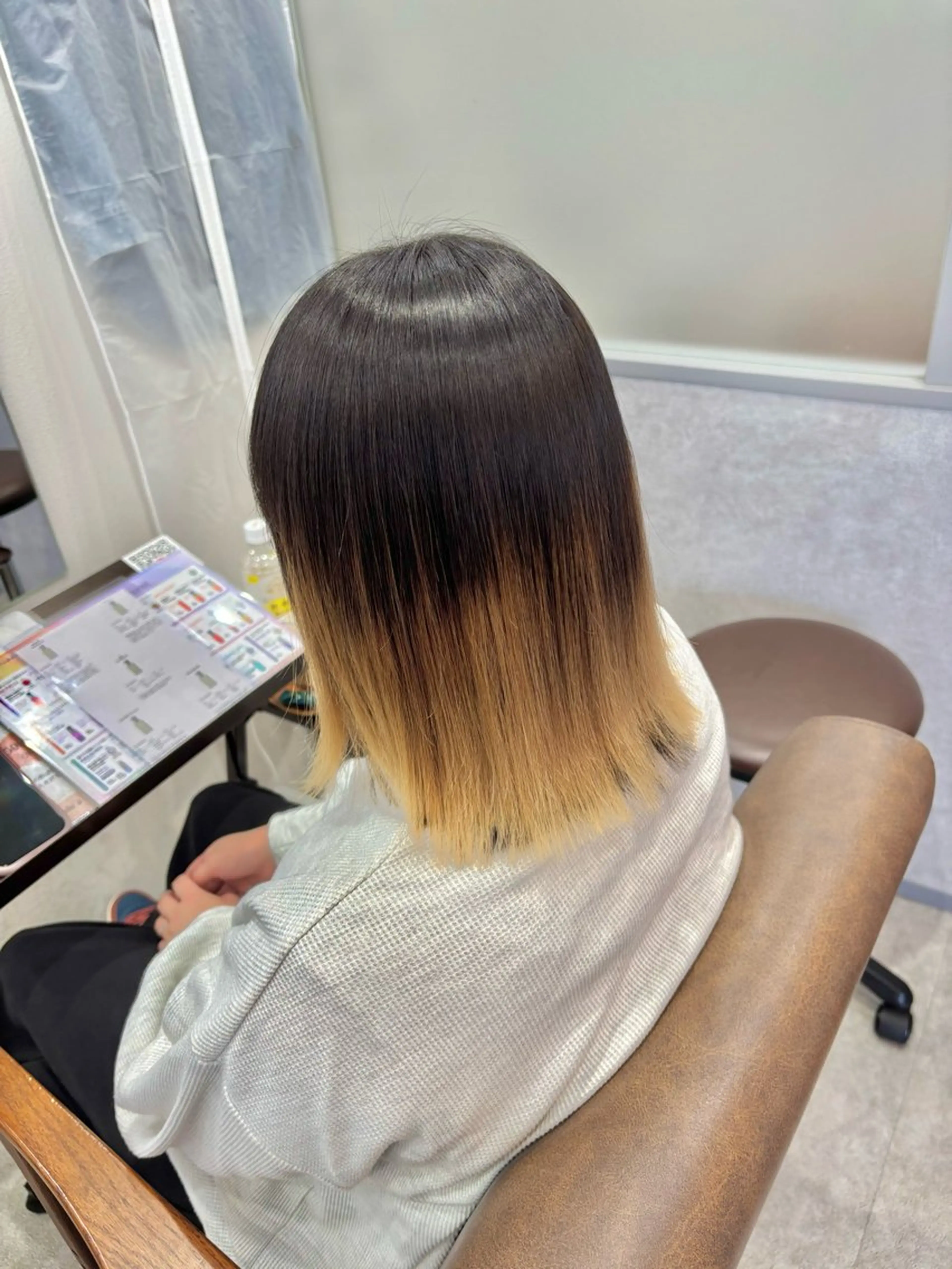 ミディアム 酸性ストレート カット 縮毛矯正 トリートメント 久保田康雅　辻堂 髪質改善×縮毛矯正のヘアスタイル