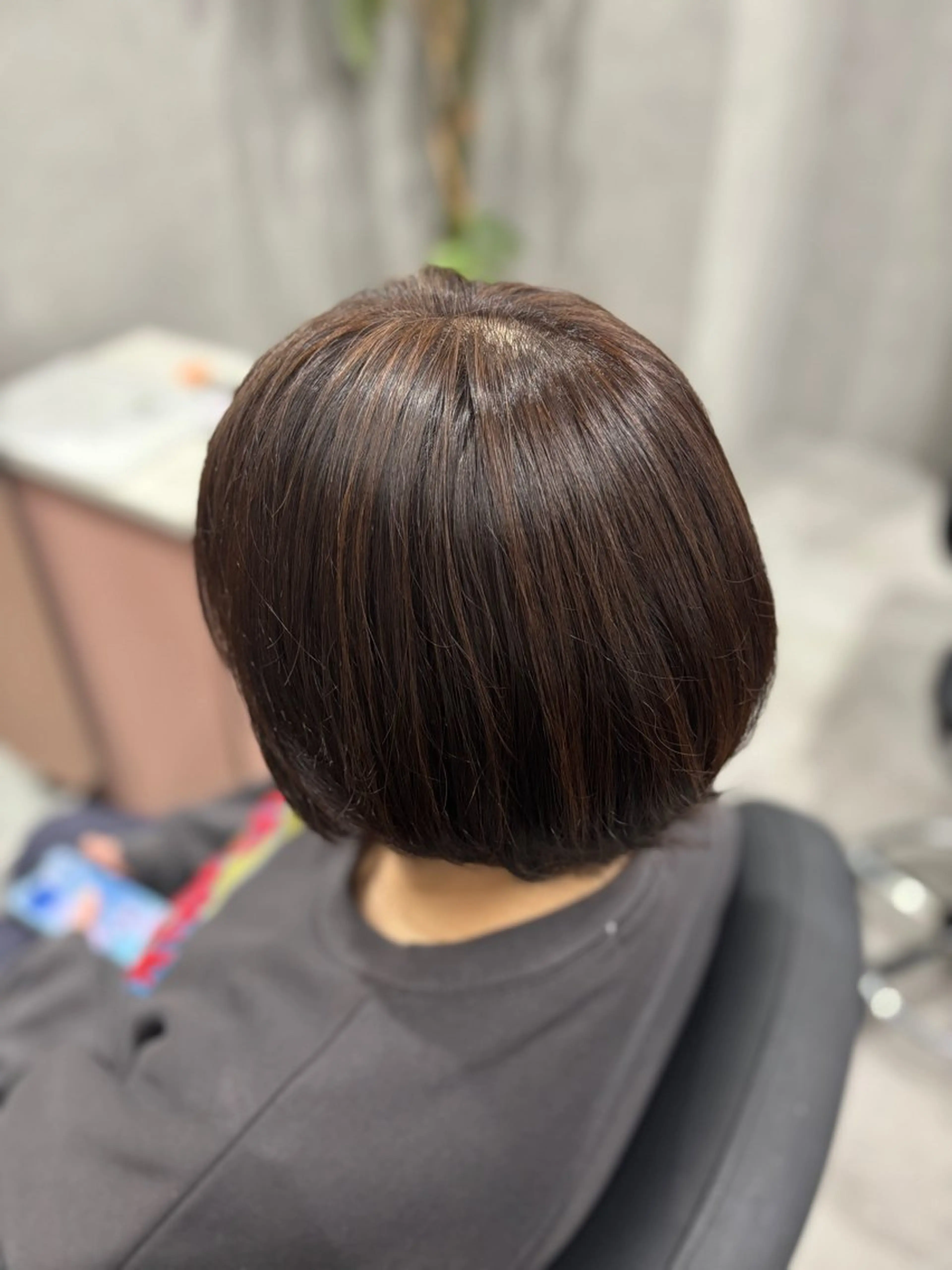 ショート ヘアカラー 冨江 弘貴のヘアスタイル