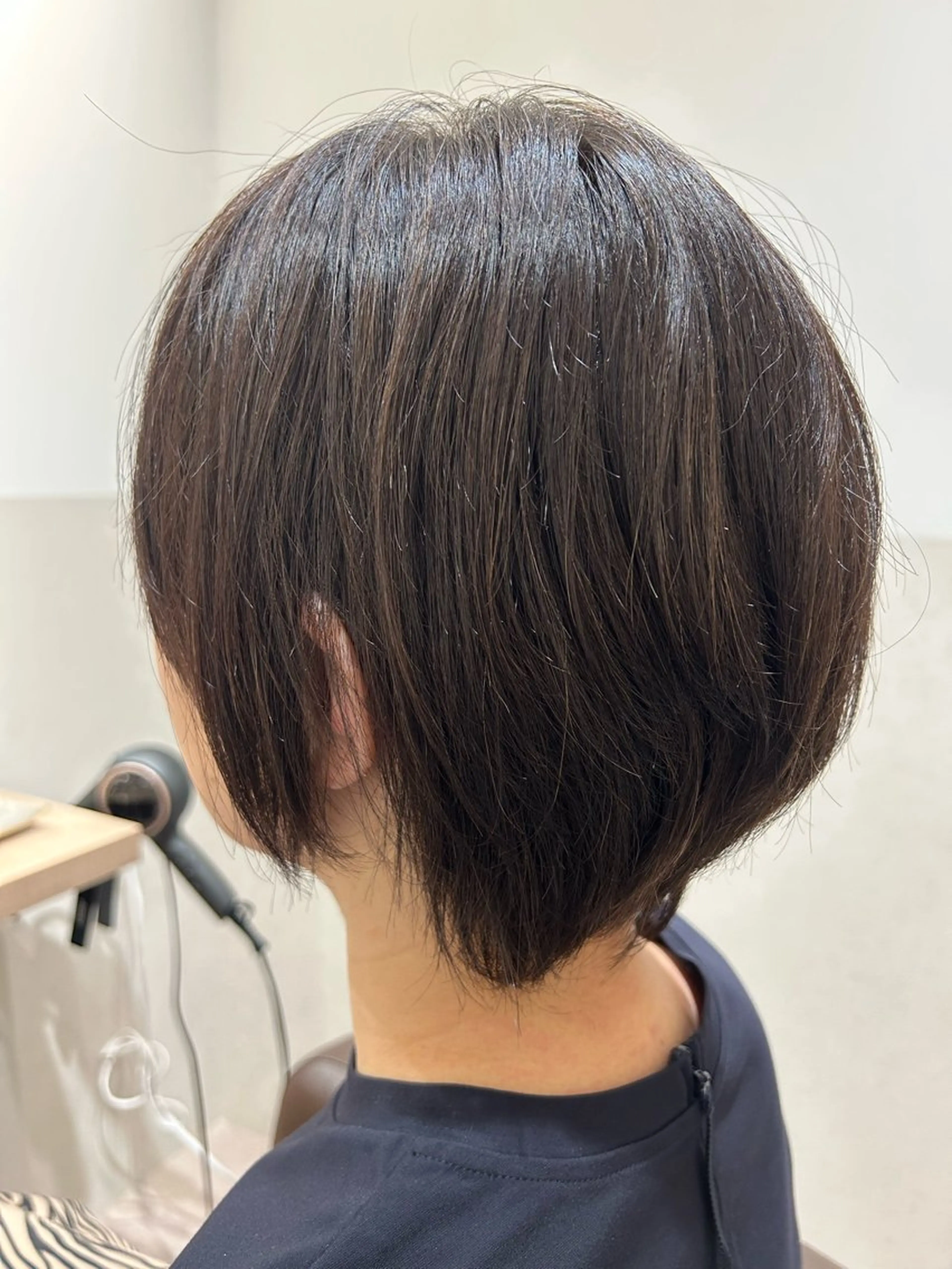 ショート ショートボブ ボブ 伸ばしかけ ショートヘア 縮毛矯正 カット 縮毛矯正 ショートボブHIDE 本山のヘアスタイル