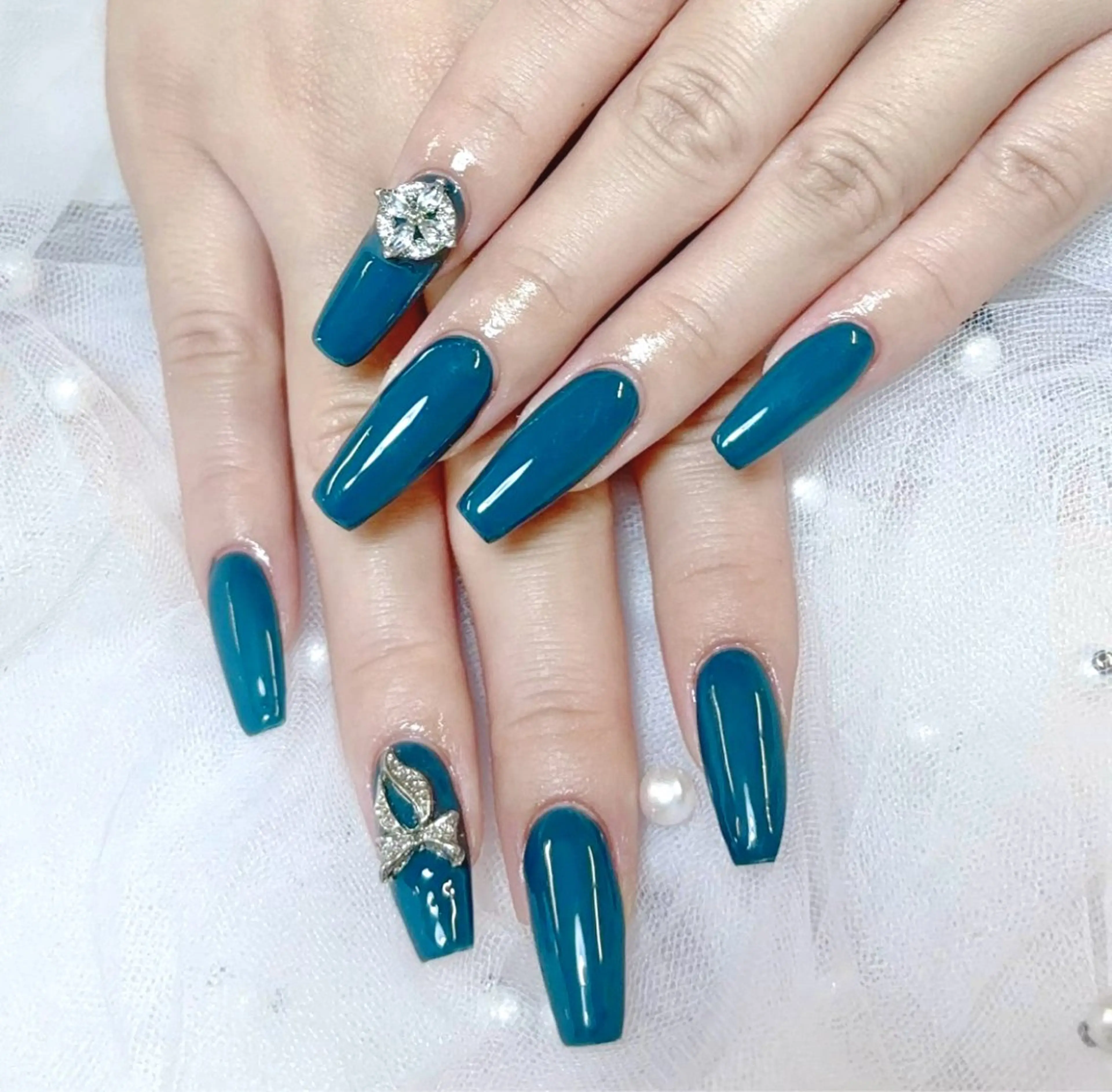 ネイル ハンドネイル 🎀kira 長さだし💗モチ最高のネイルデザイン