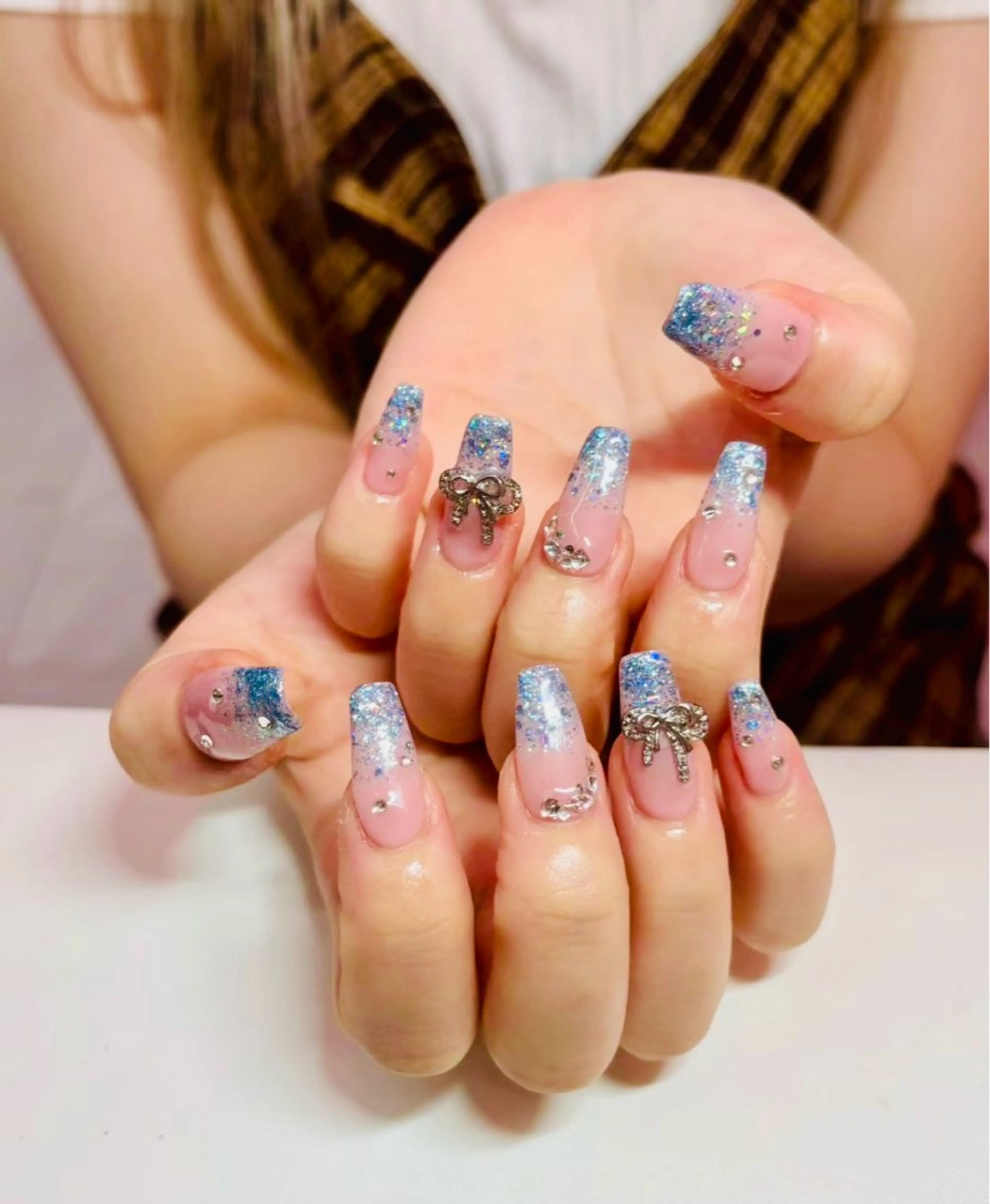 ネイル グラデーション ハンドネイル 🐰WOLTOKYO 🐰池袋mikaのネイルデザイン