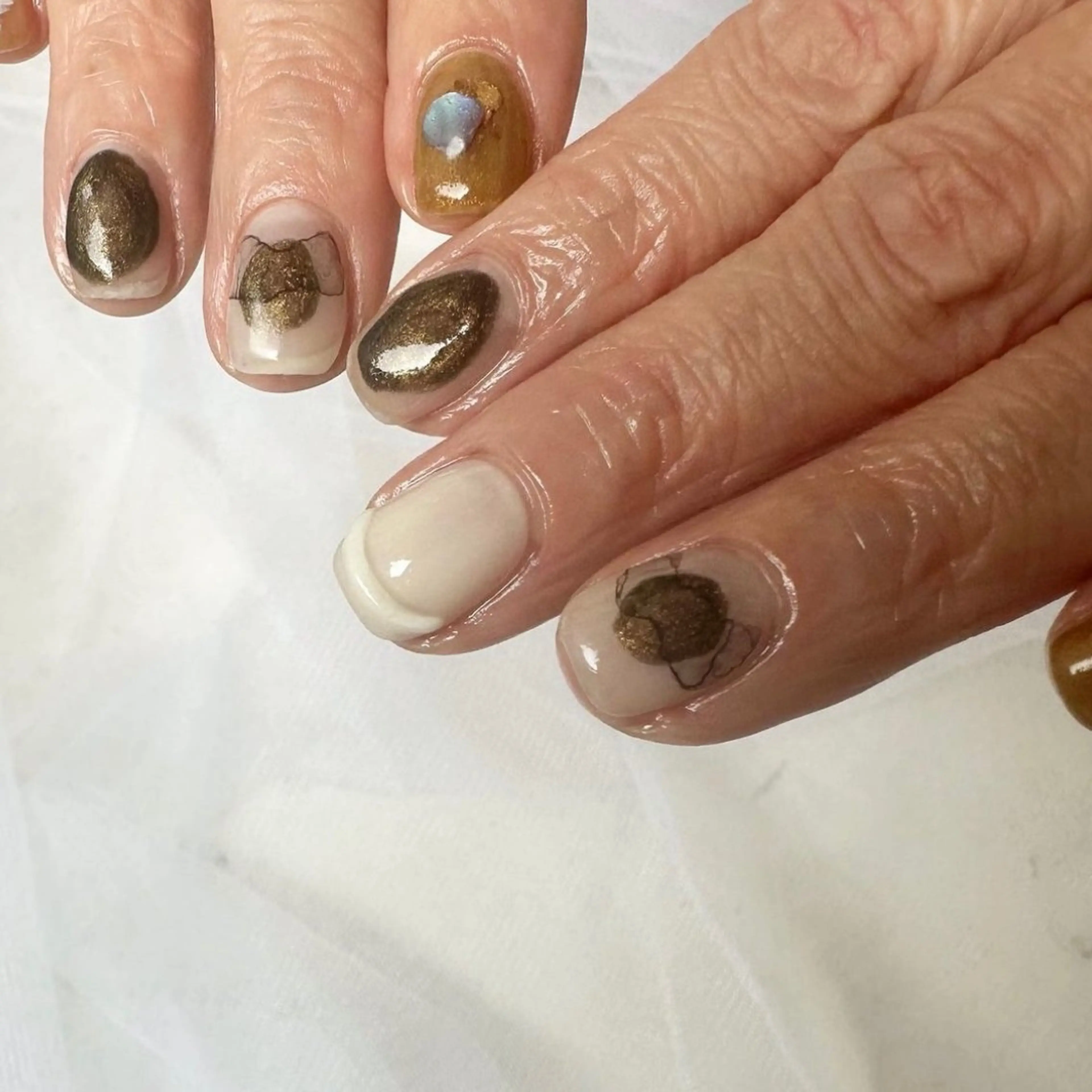 ネイル クリアネイル 氷ネイル・うるうるネイル 韓国ネイル ニュアンスネイル 🪞KAPE NAIL 🪞のネイルデザイン