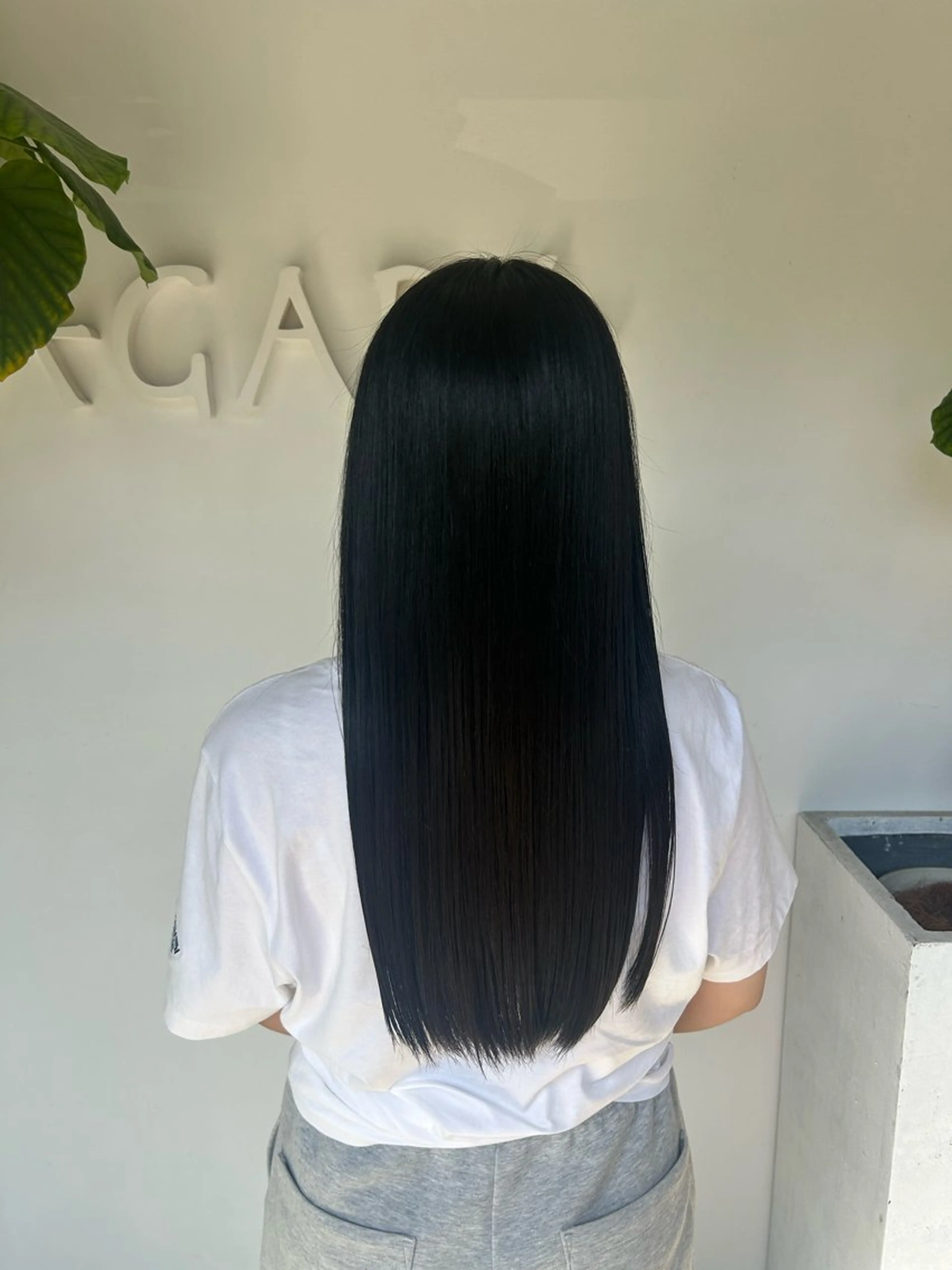 ロング ツヤ感オリーブカラー /mei✨️のヘアスタイル