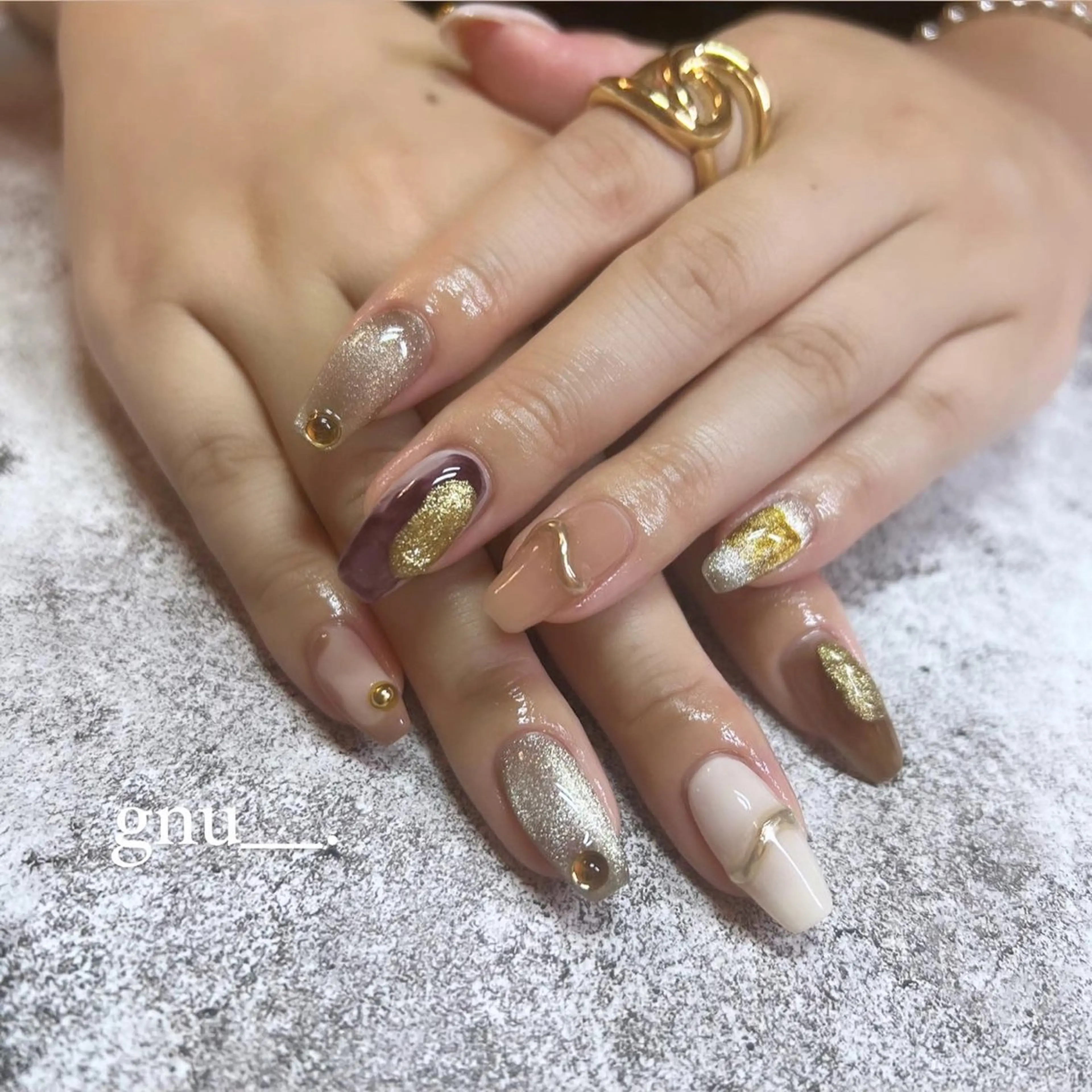 ネイル マグネットネイル ニュアンスネイル ハンドネイル gnu__. nailのネイルデザイン