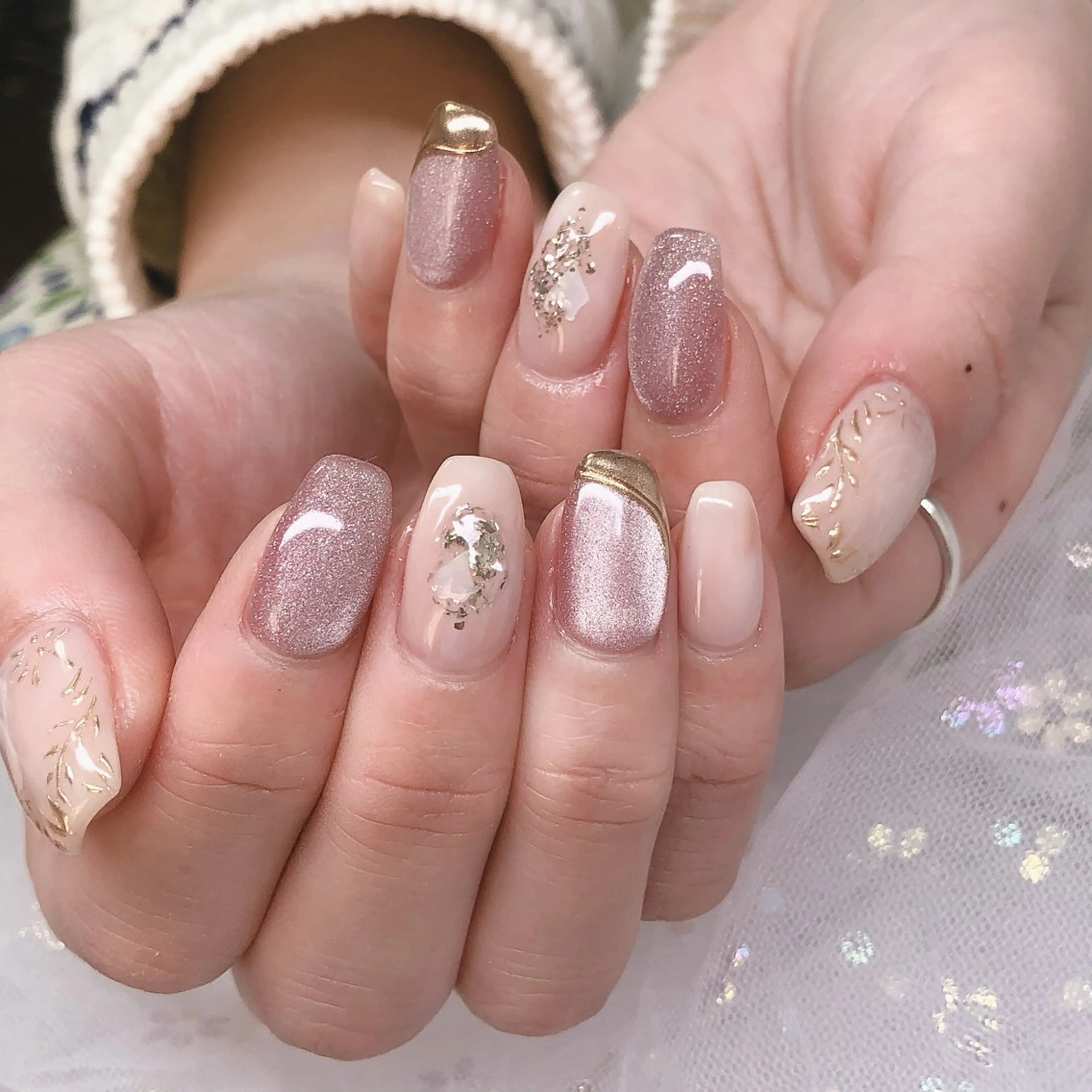 ネイル マグネットネイル ミラーネイル 持ち込み 冬ネイル クリスマス ハンドネイル ハンドケア ハク キのネイルデザイン