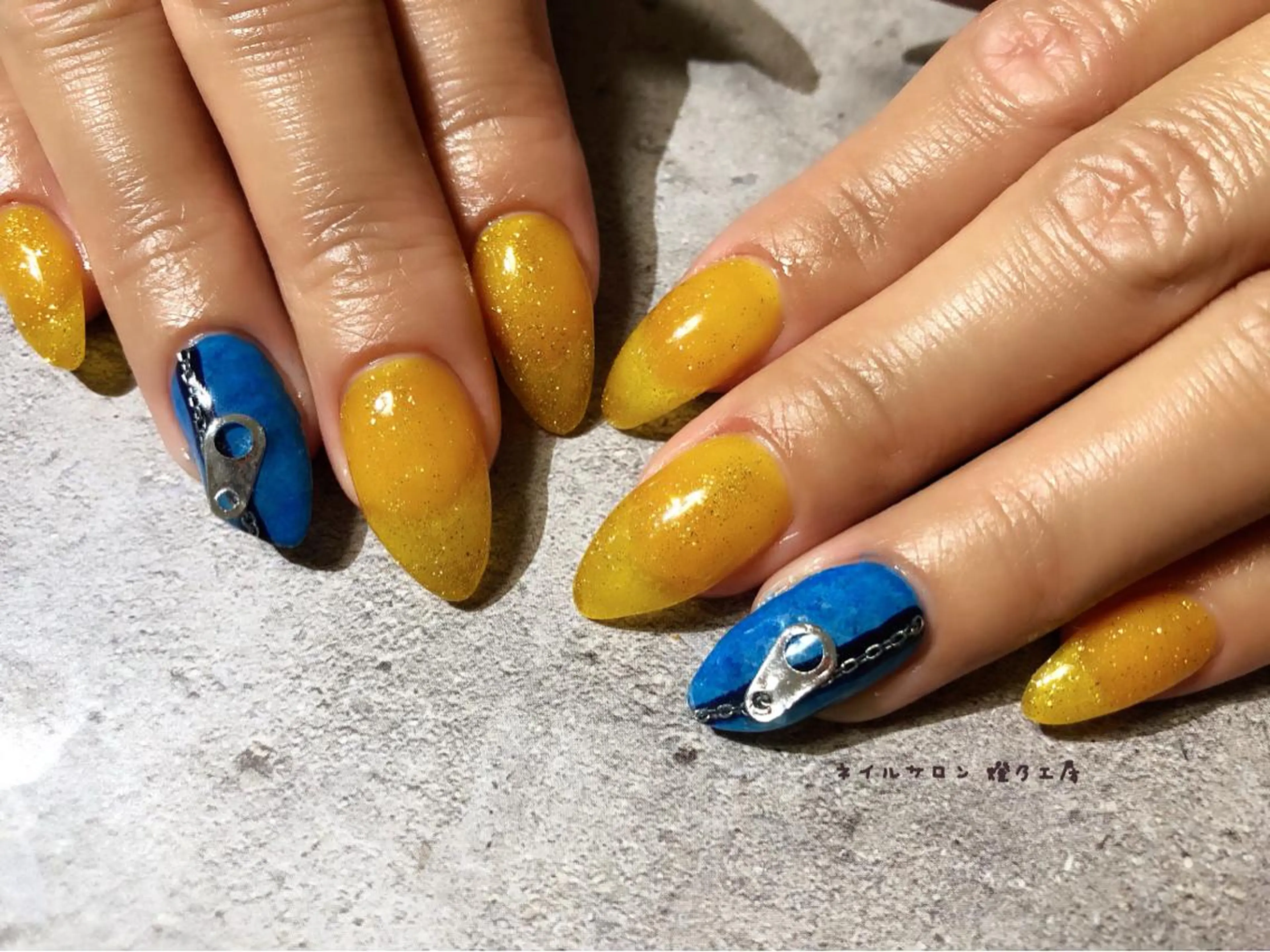 ネイル 伊藤 美里のネイルデザイン